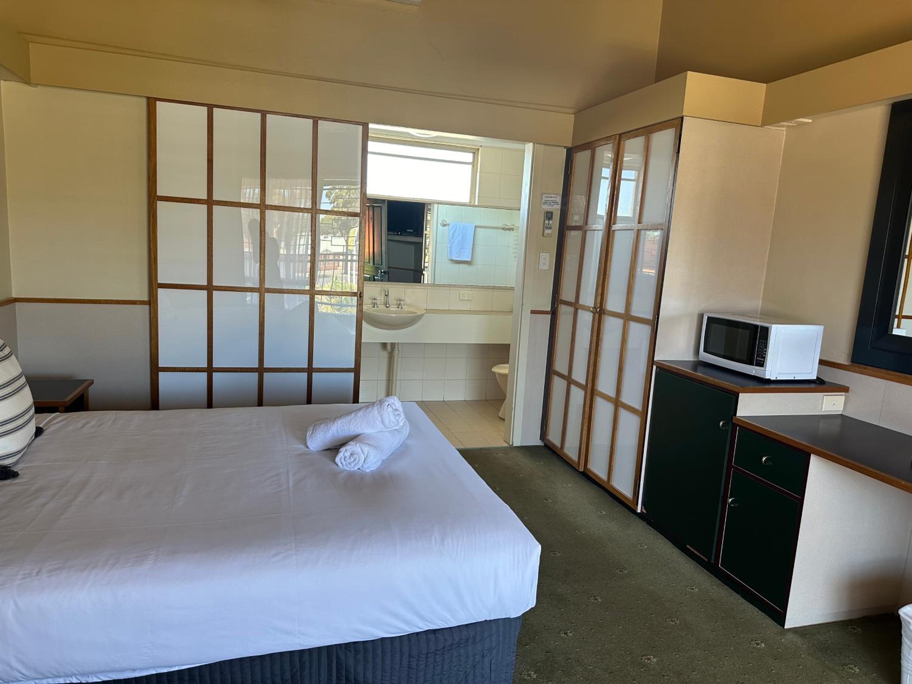 Executive Queen Room photo 2