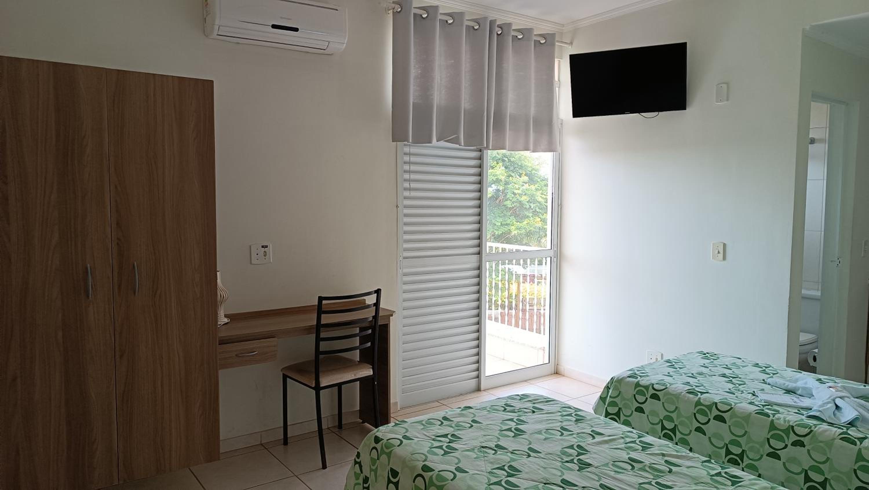 Suite with Balcony photo 2