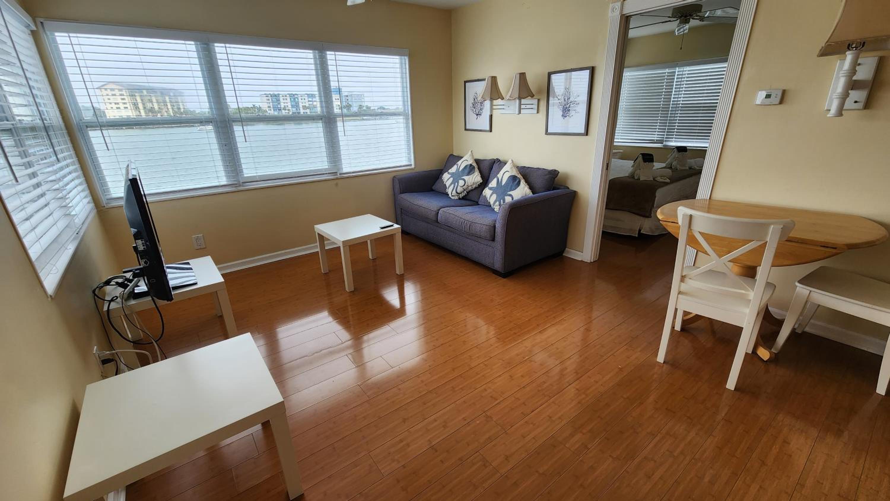 Superior Apartment photo 1