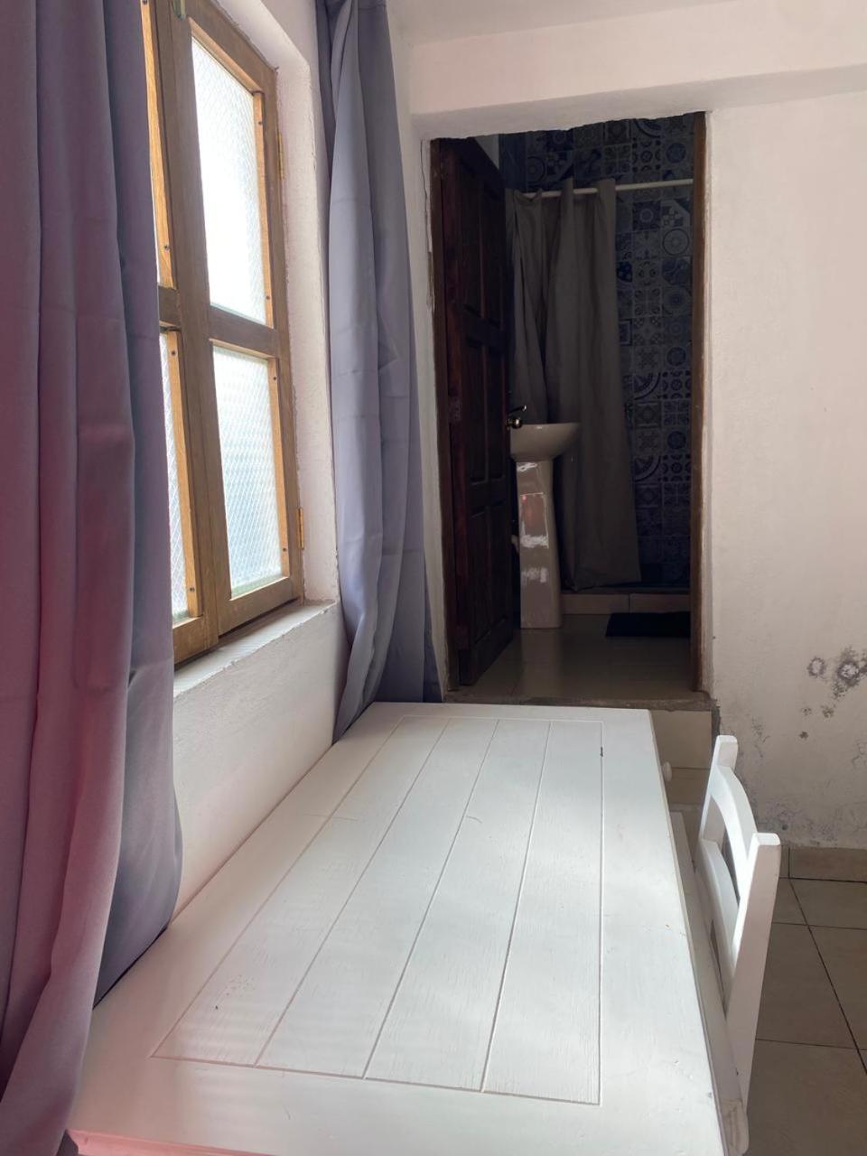 Twin Room with Mountain View - Photo 1