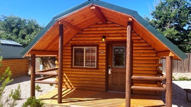 Camping Cabin - Shared Bath no Linens photo 3
