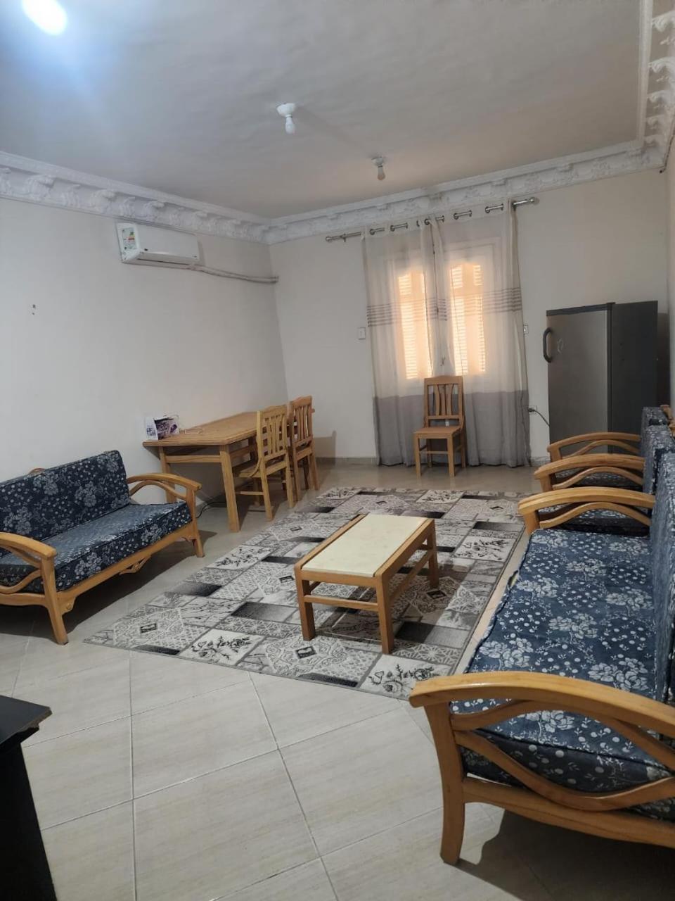 Two-Bedroom Apartment - Photo 1