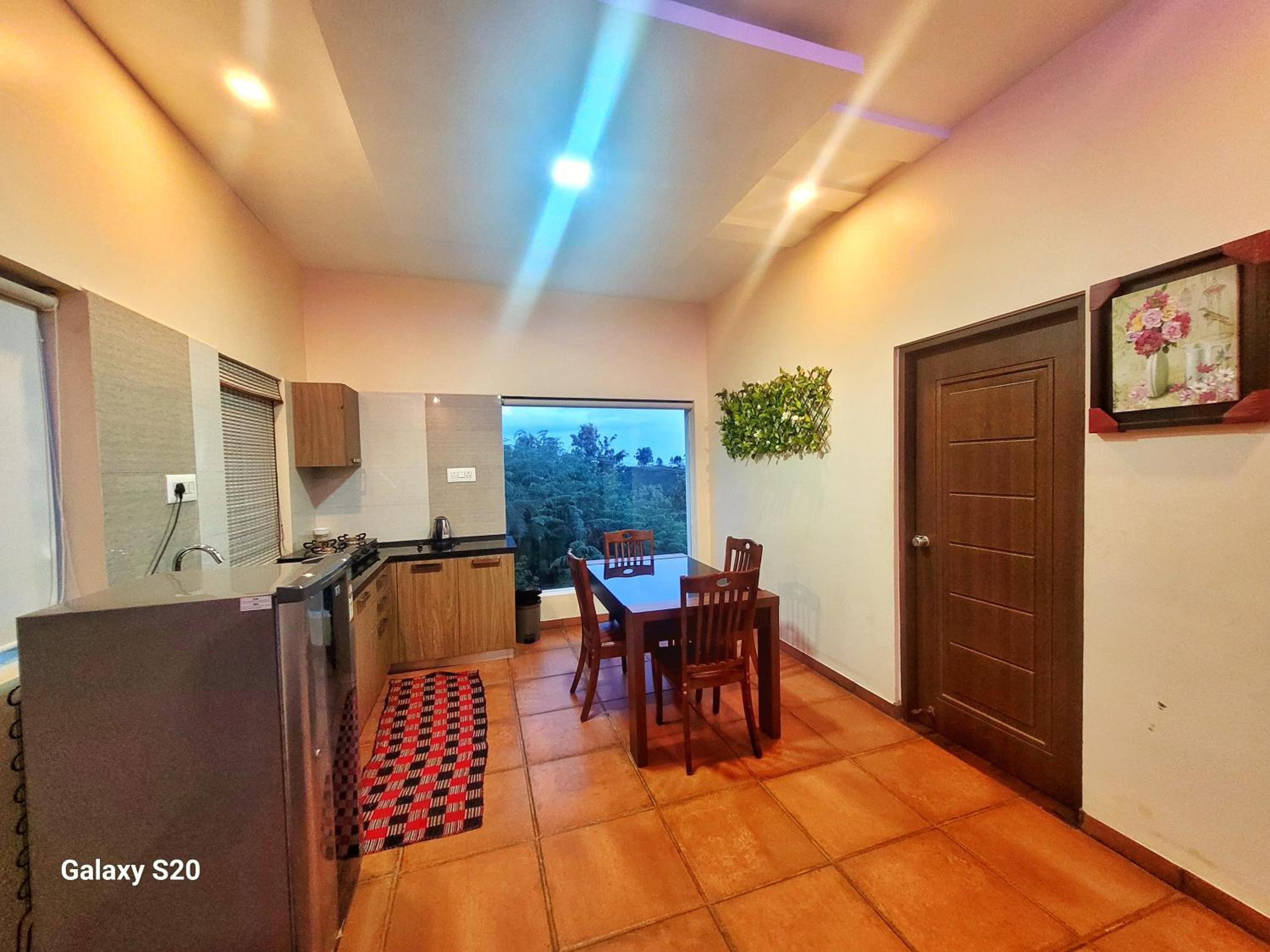 One-Bedroom House photo 2