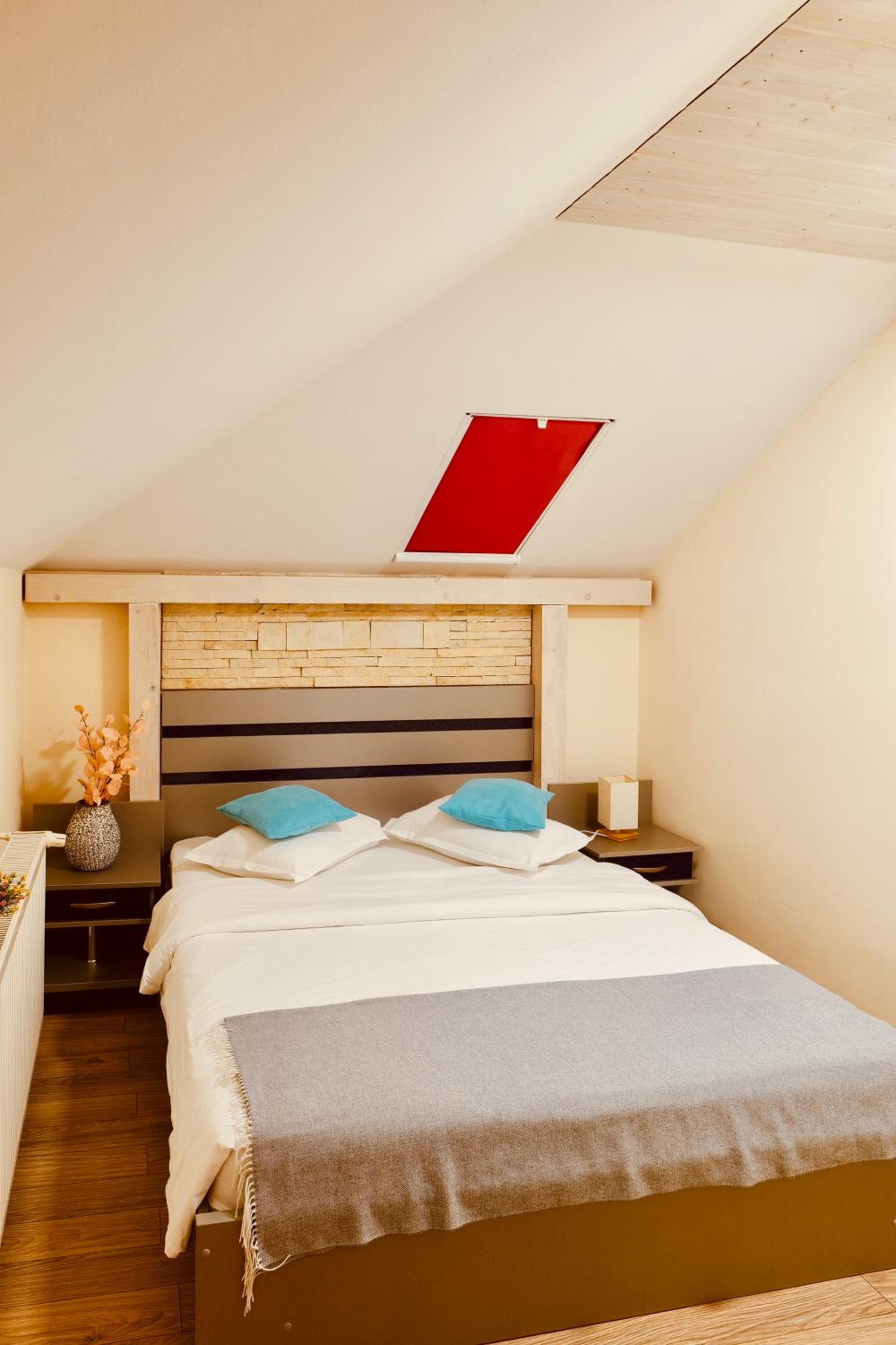 Suite with River View