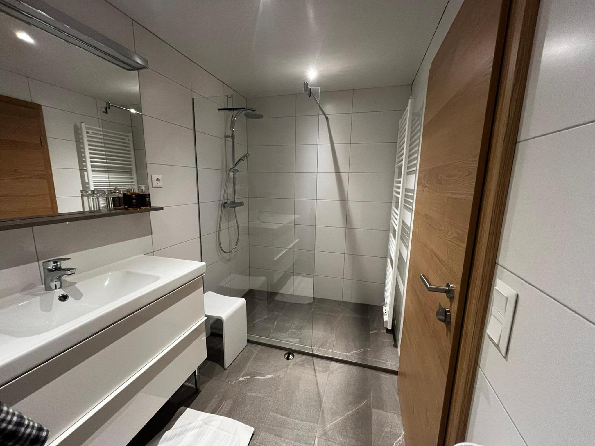 Apartment - Ground Floor photo 3