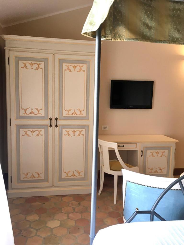 Standard Double  Room - Photo 3
