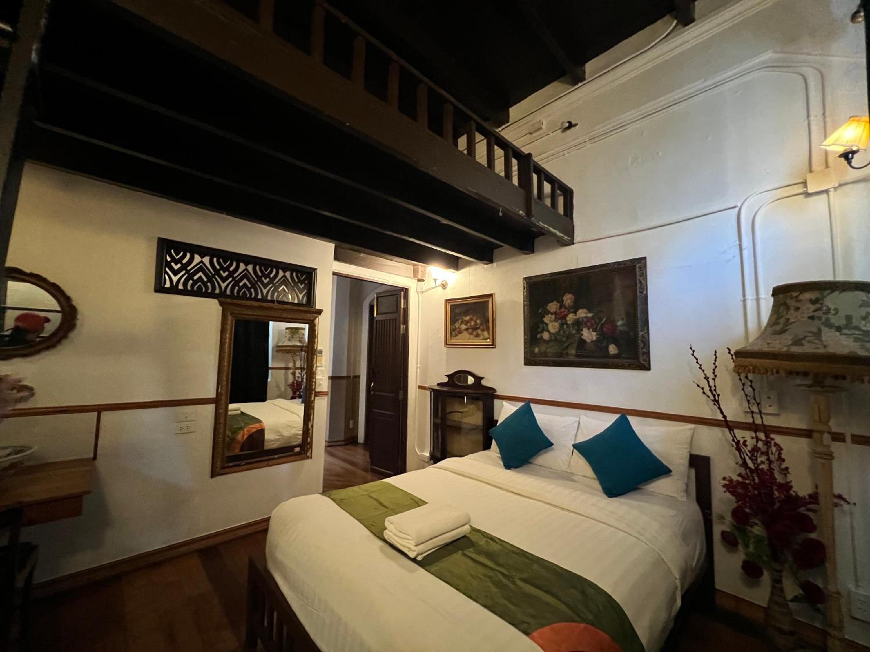 Double Room with Private External Bathroom photo 2