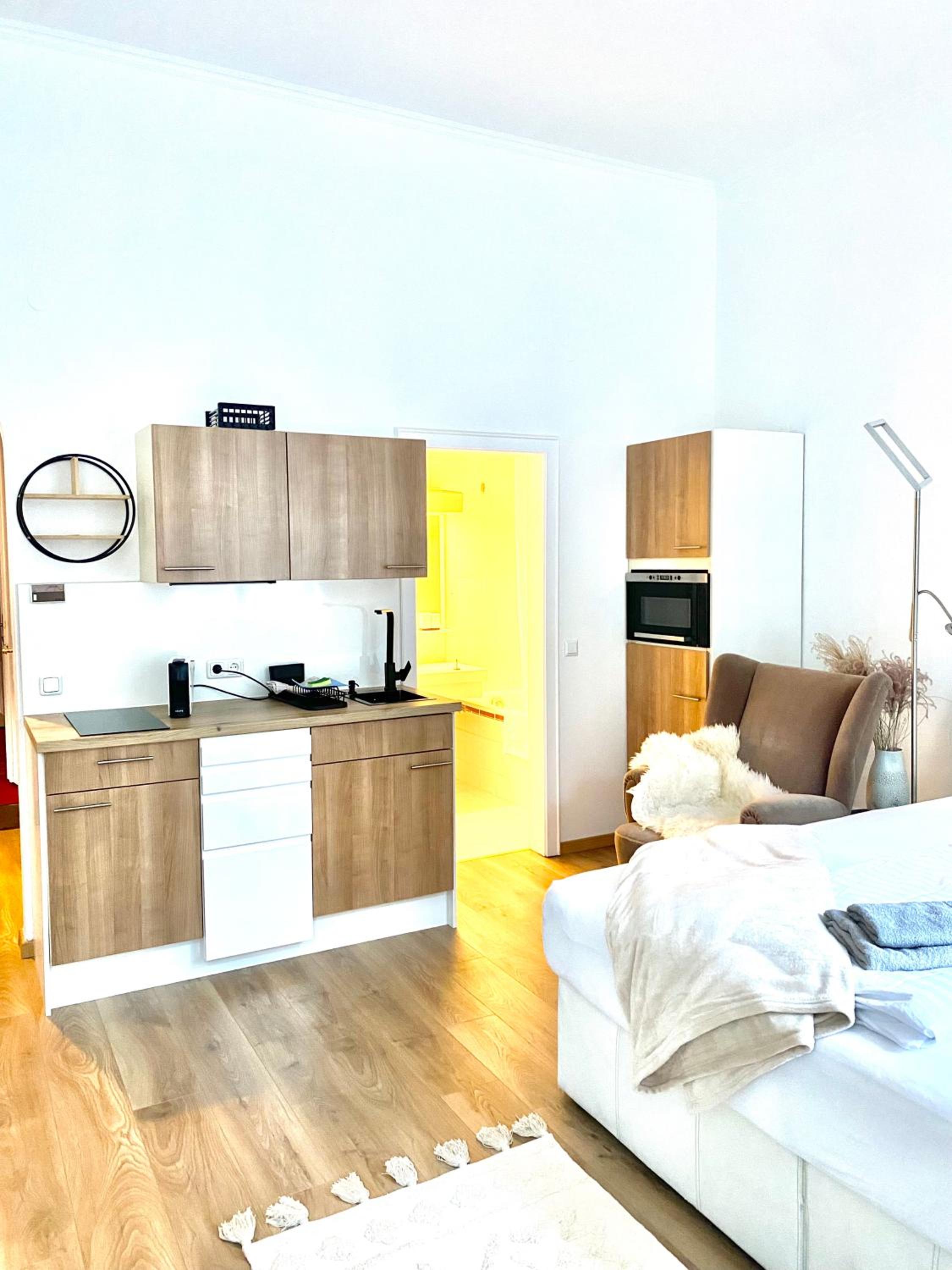 One-Bedroom Apartment photo 2