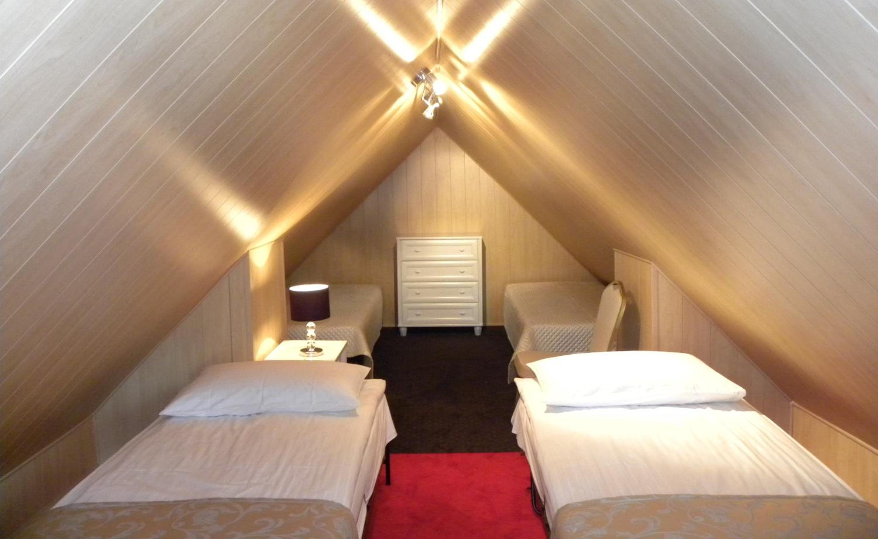 Duplex Quadruple Room - Photo 3
