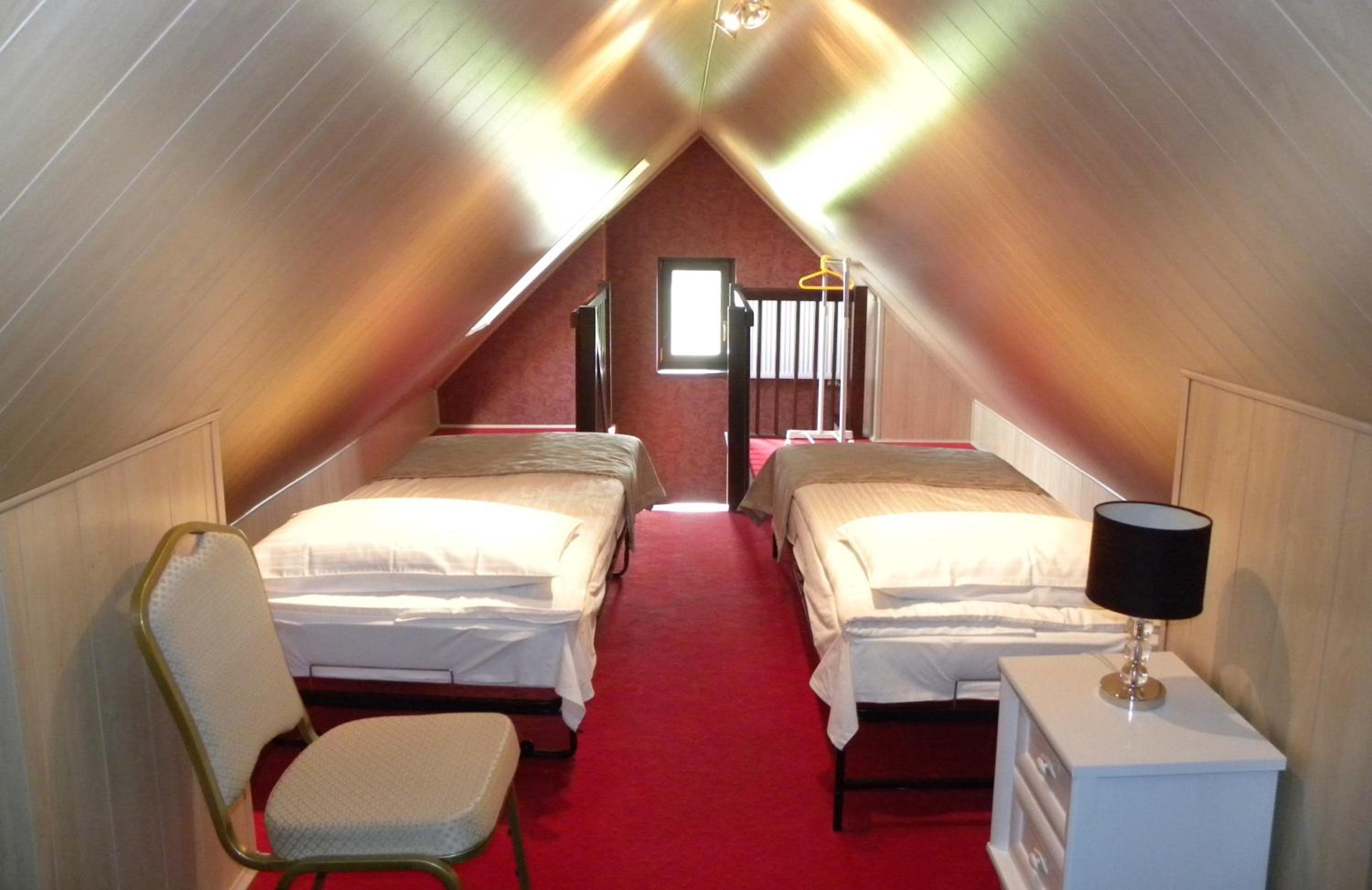 Duplex Quadruple Room - Photo 4