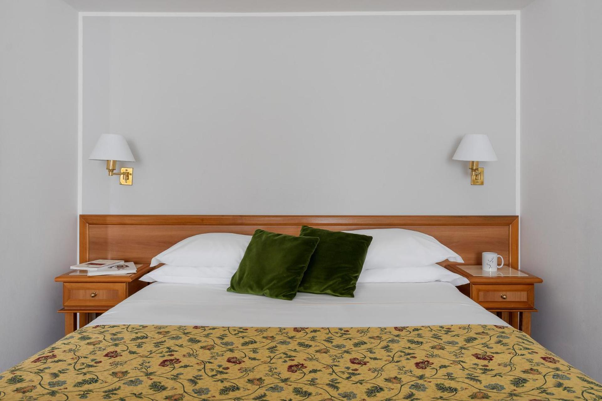 Quarto Duplo