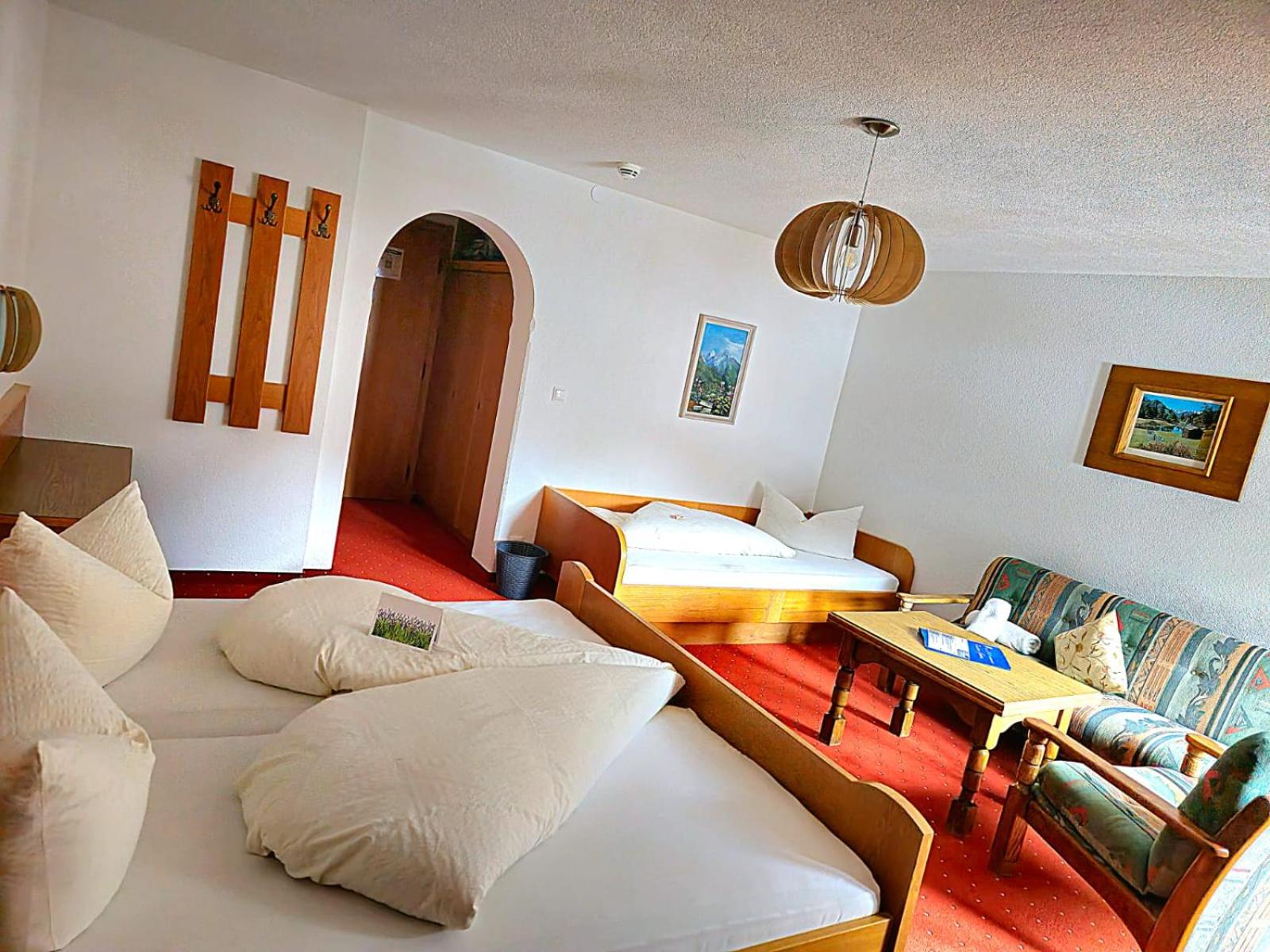 Triple Room photo 2