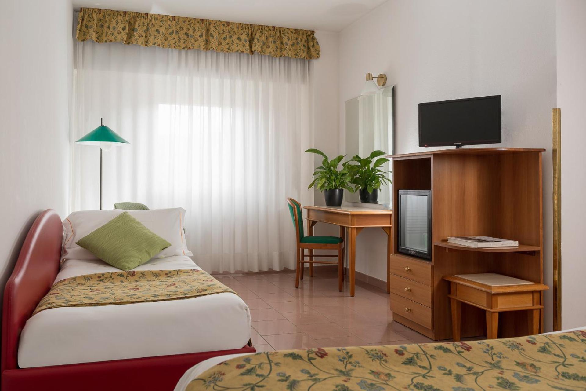 Triple Room photo 2