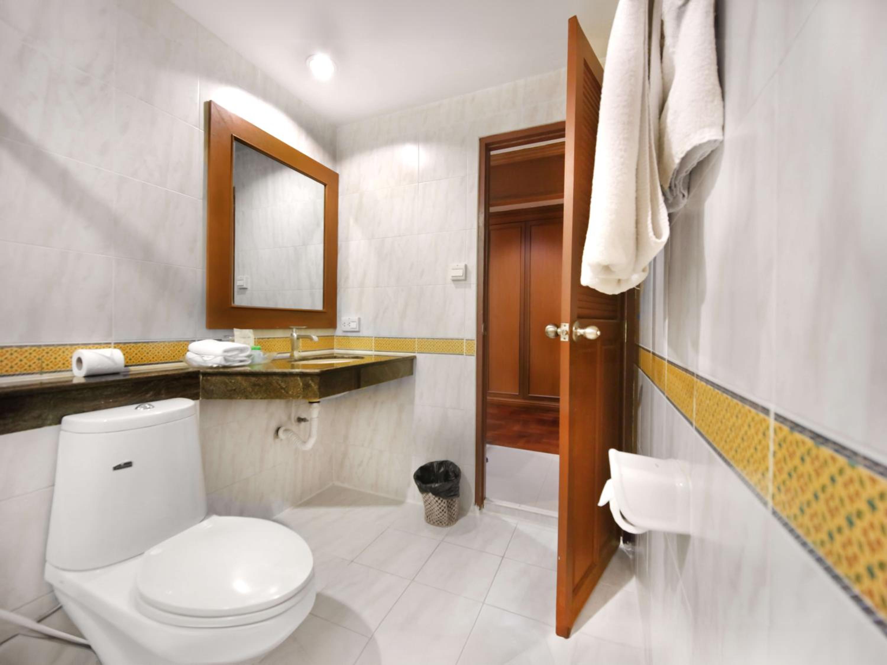 Deluxe Double Room photo 3