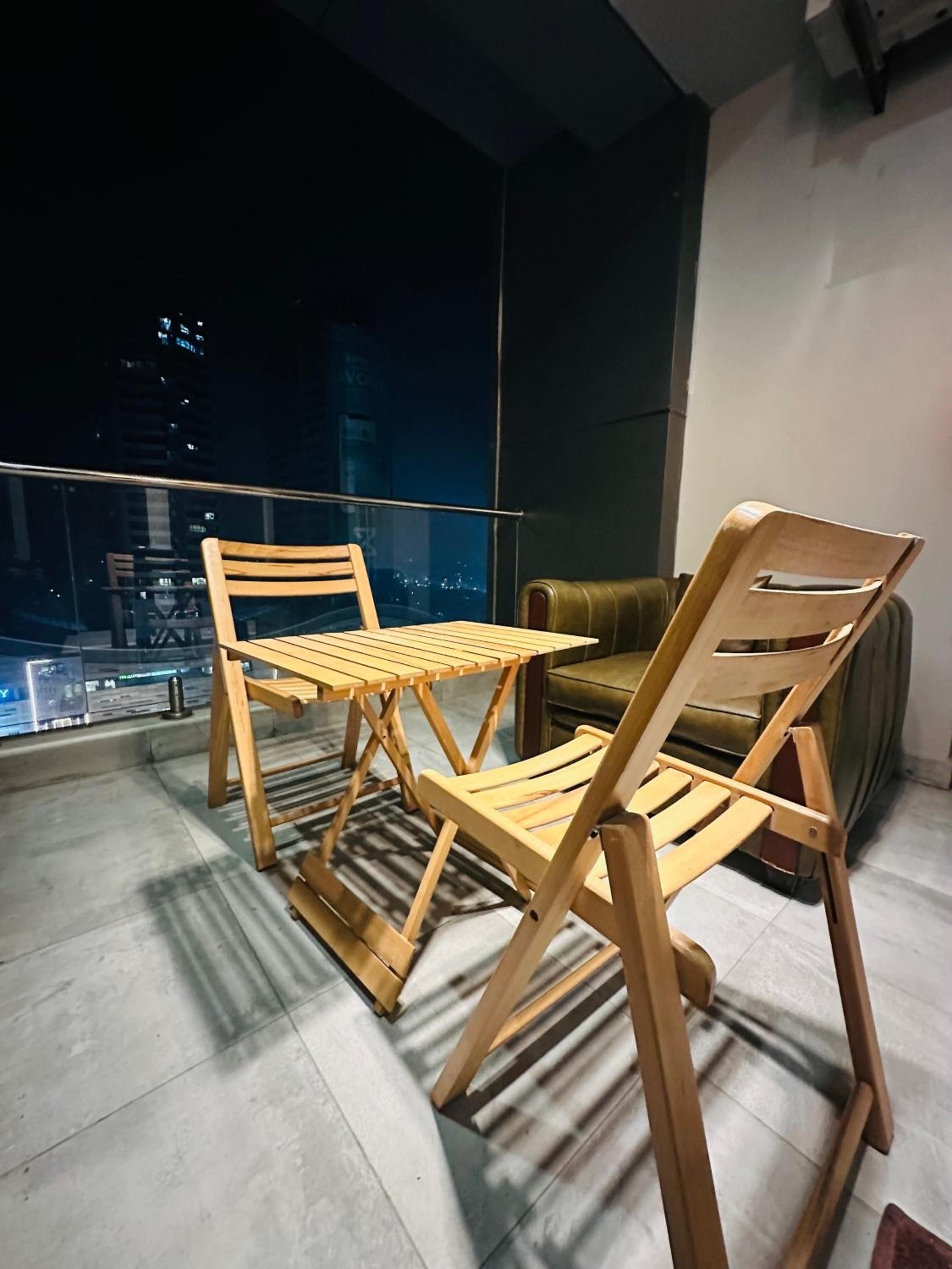 Apartment with View and Balcony photo 3