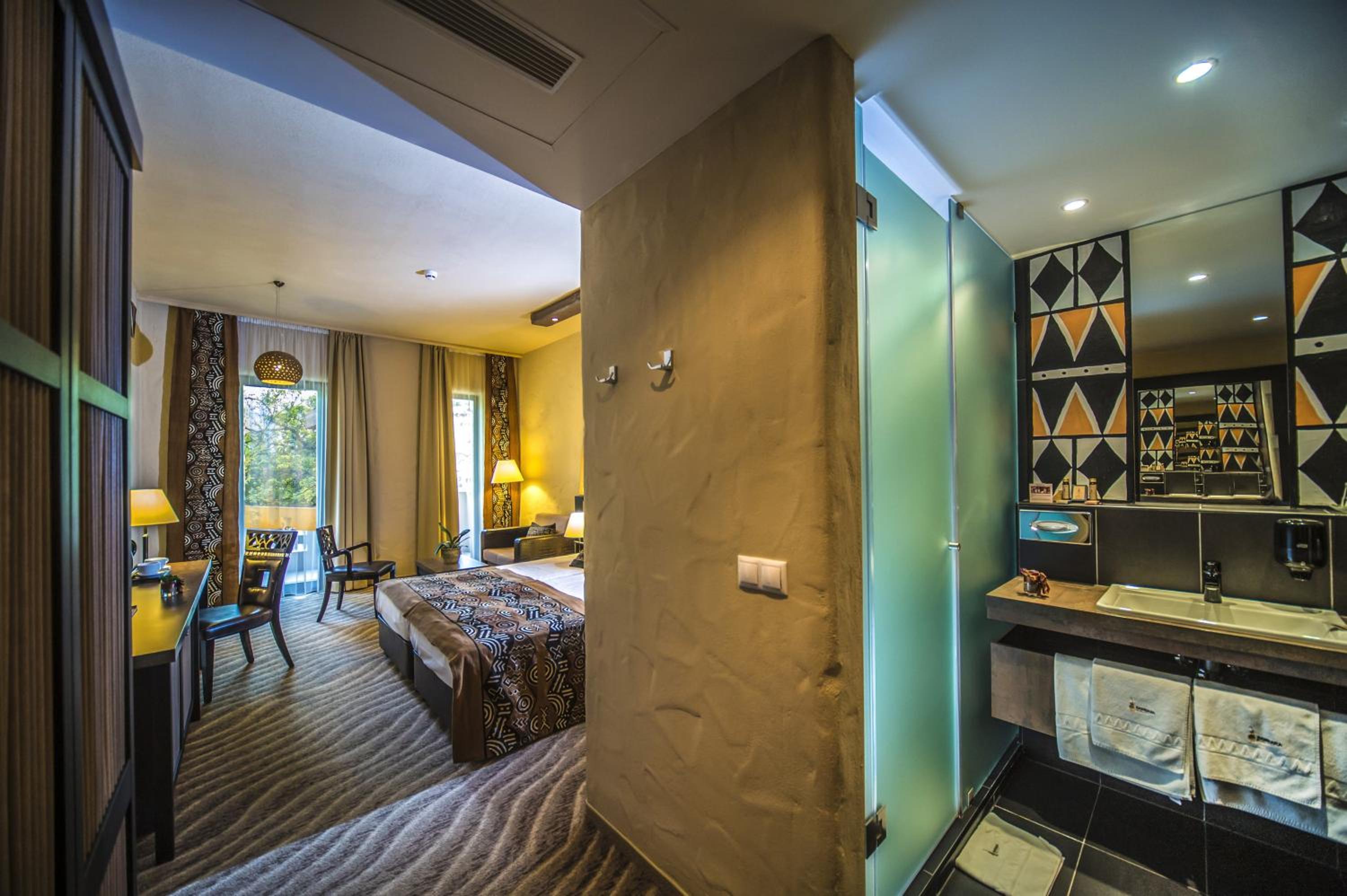Double or Twin Room - Photo 3