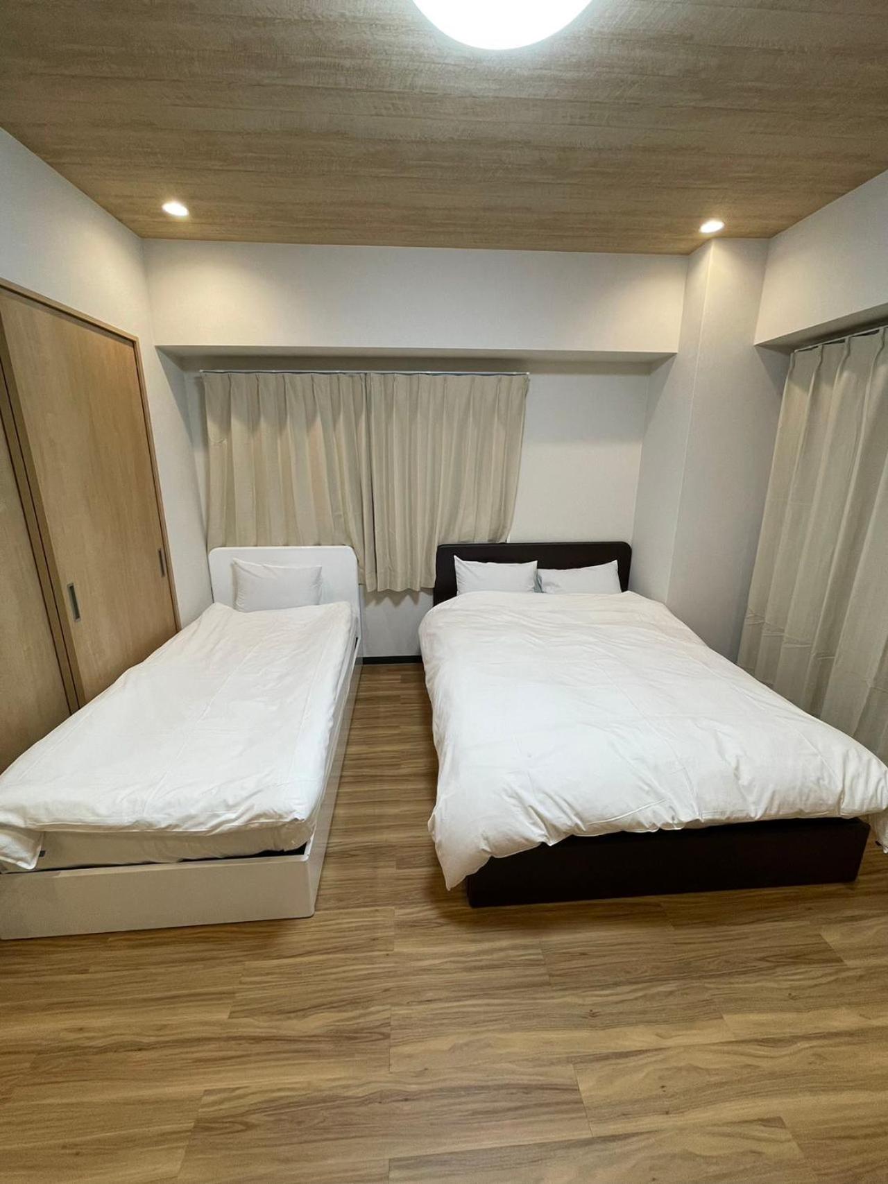 Quadruple Room with Private Bathroom photo 1