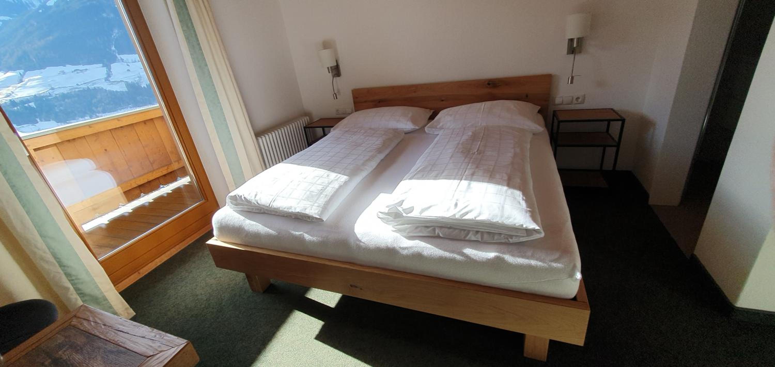 Double Room with Private External Toilet  photo 1