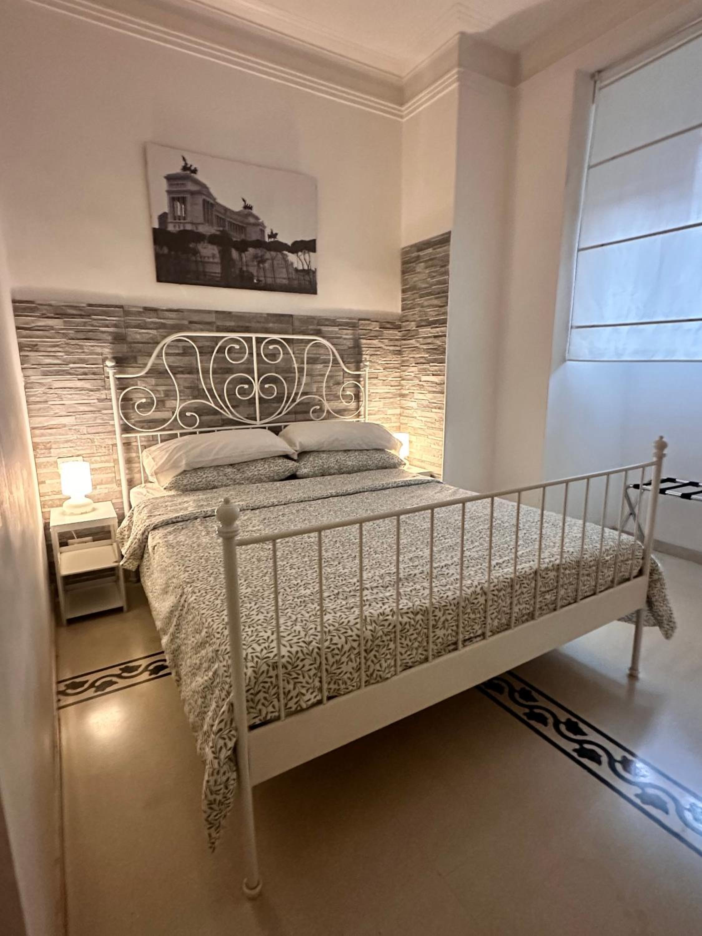 Double Room with Private Bathroom photo 1