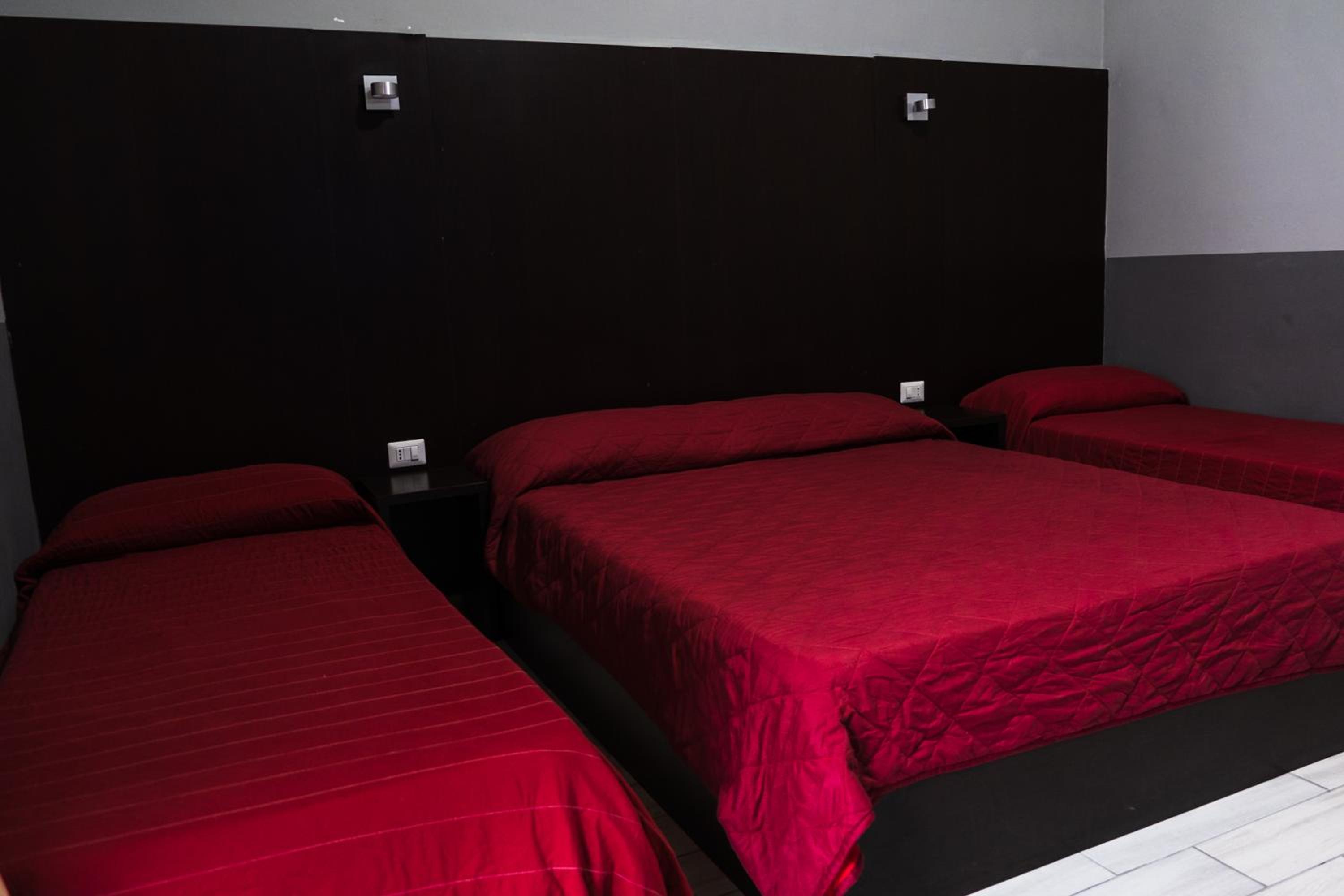 Quadruple Room photo 2