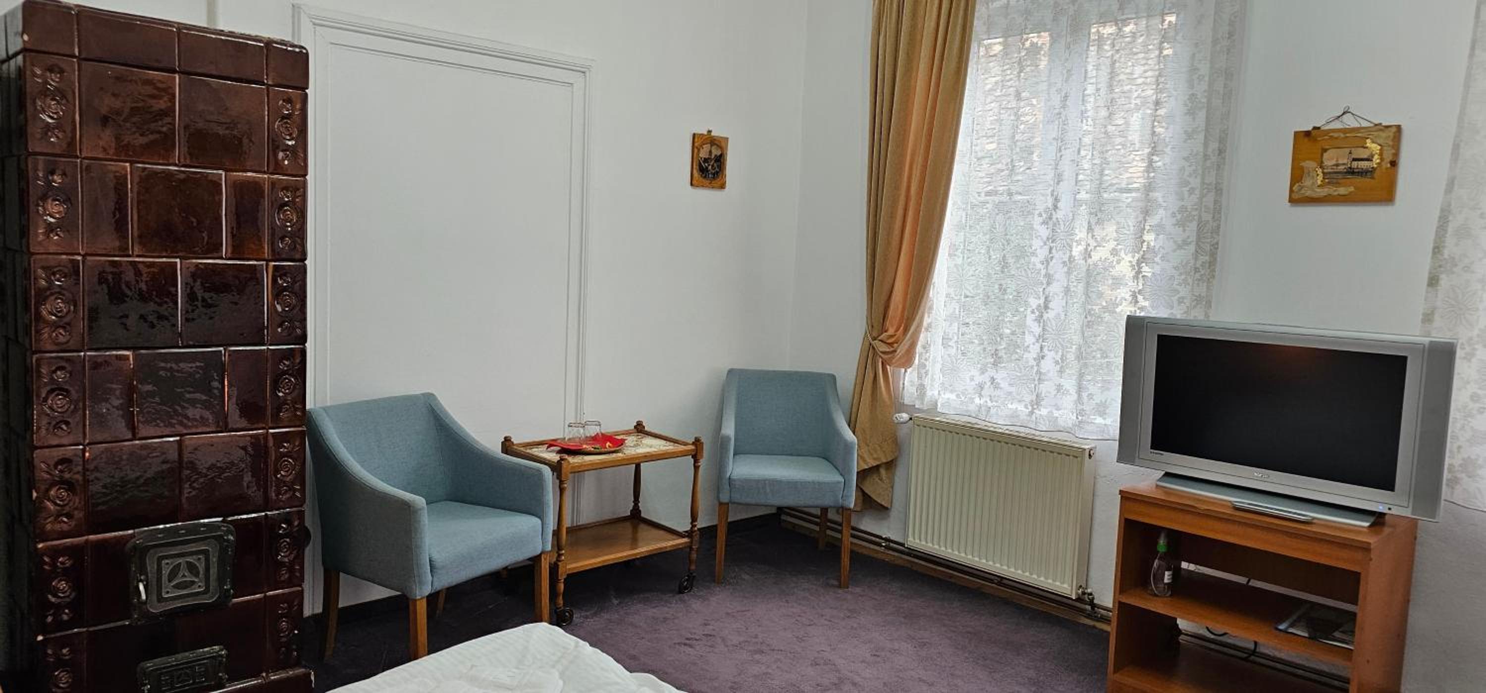 Double Room - Photo 14