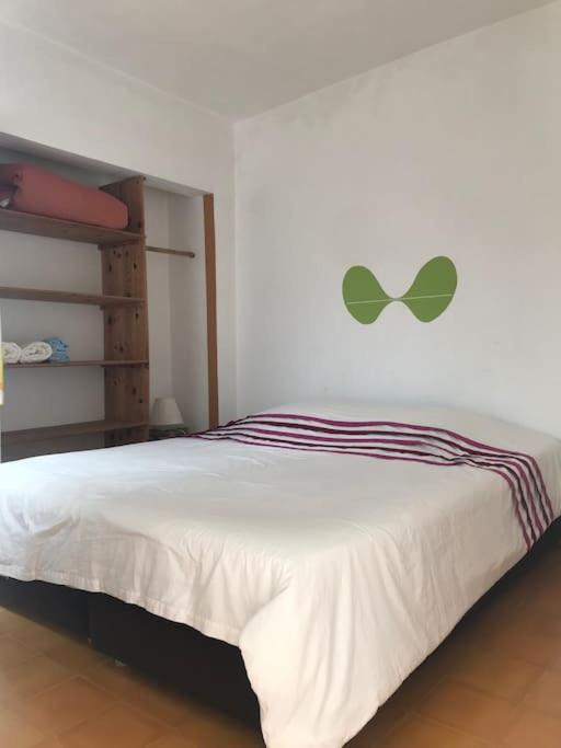 Four-Bedroom House photo 1