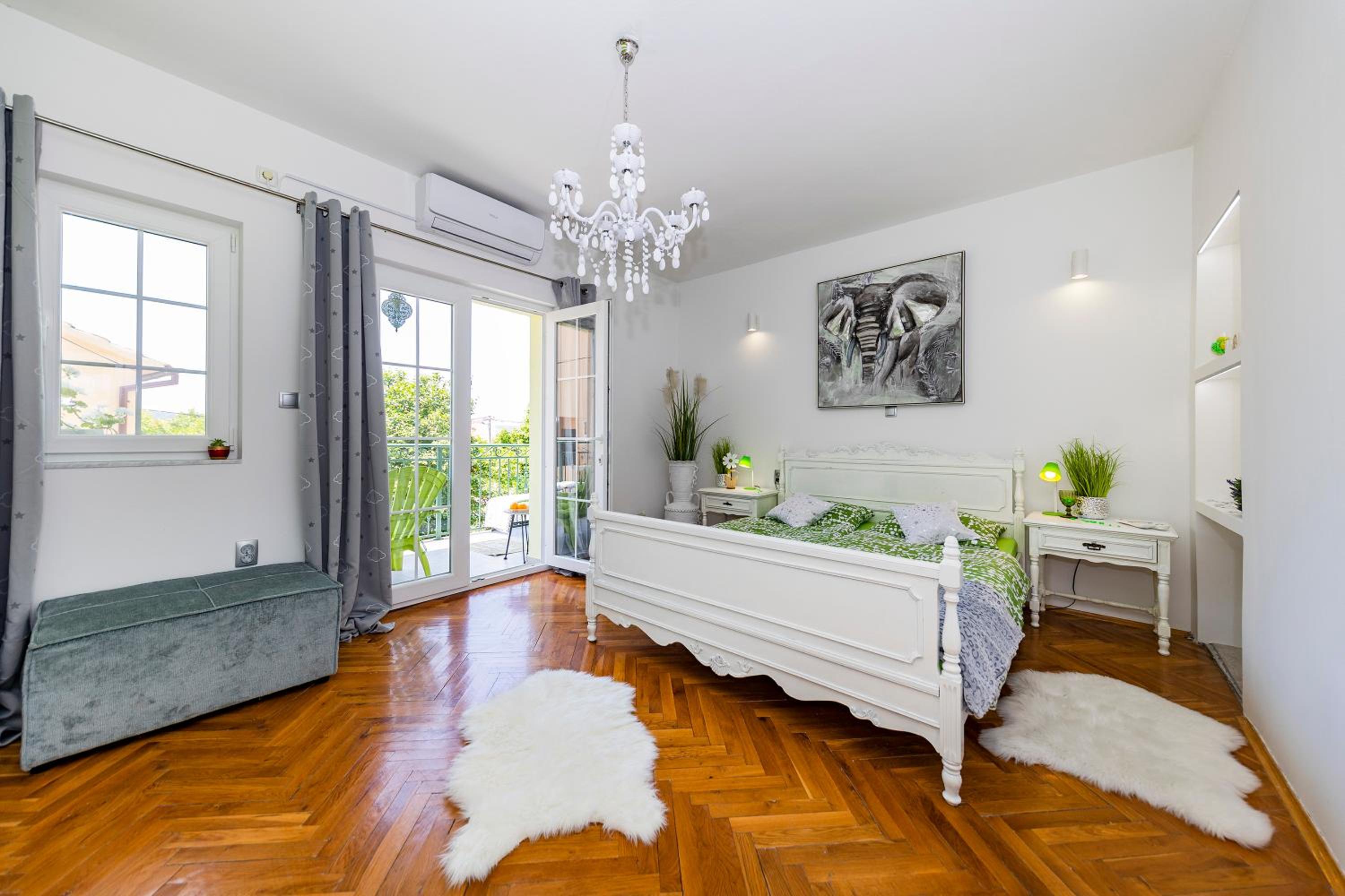 Apartment with Terrace