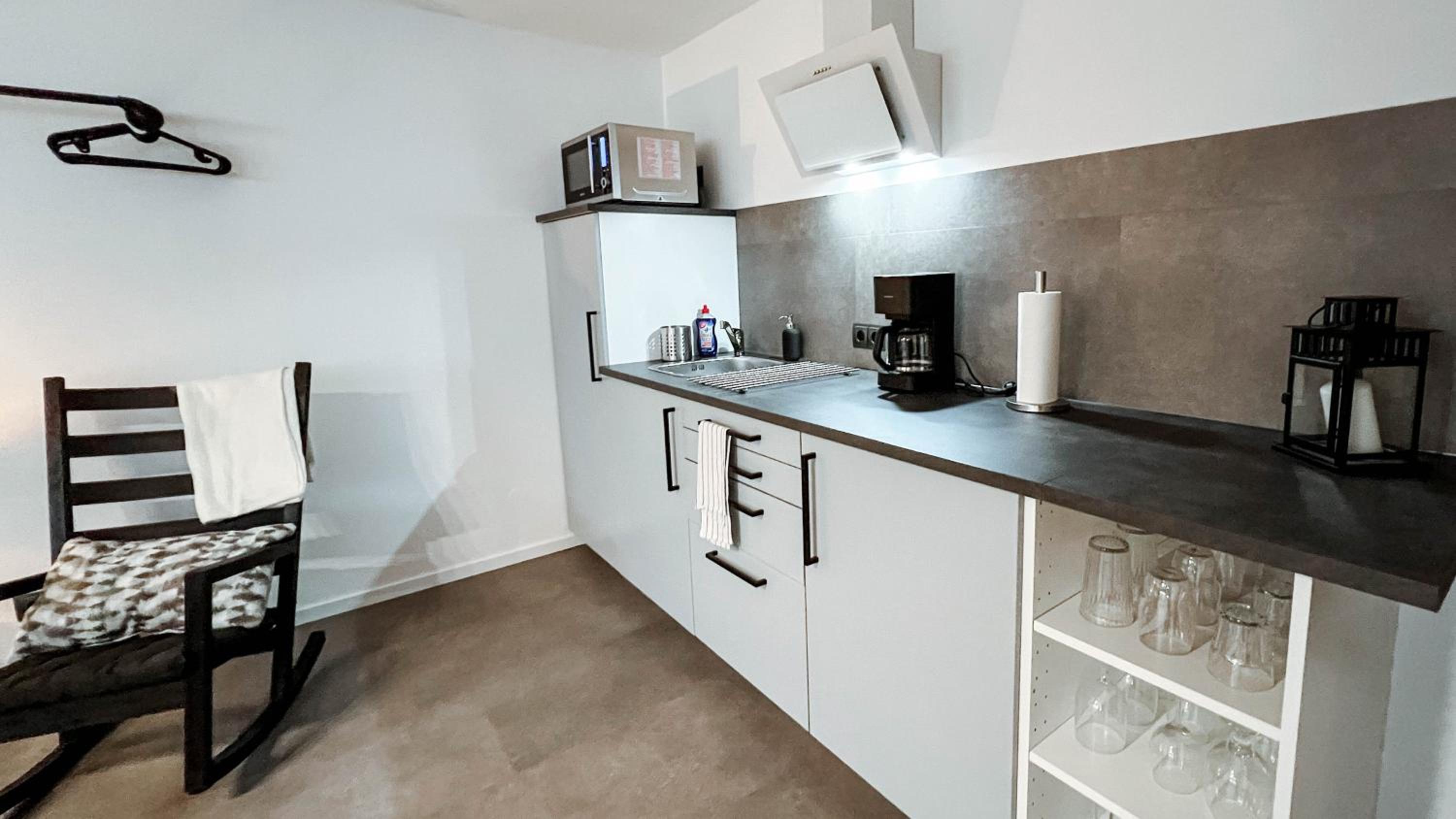 Studio Apartment photo 3