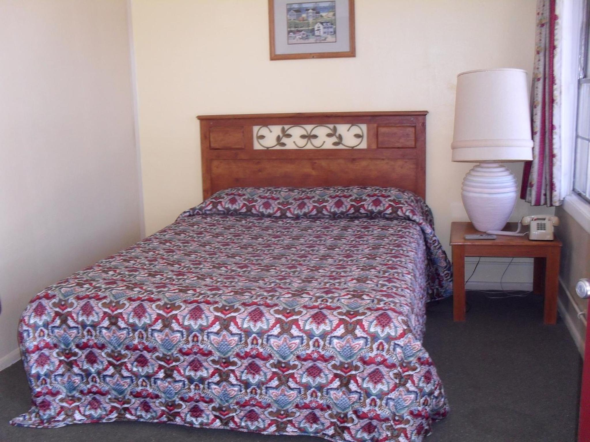 Budget Single Room photo 3