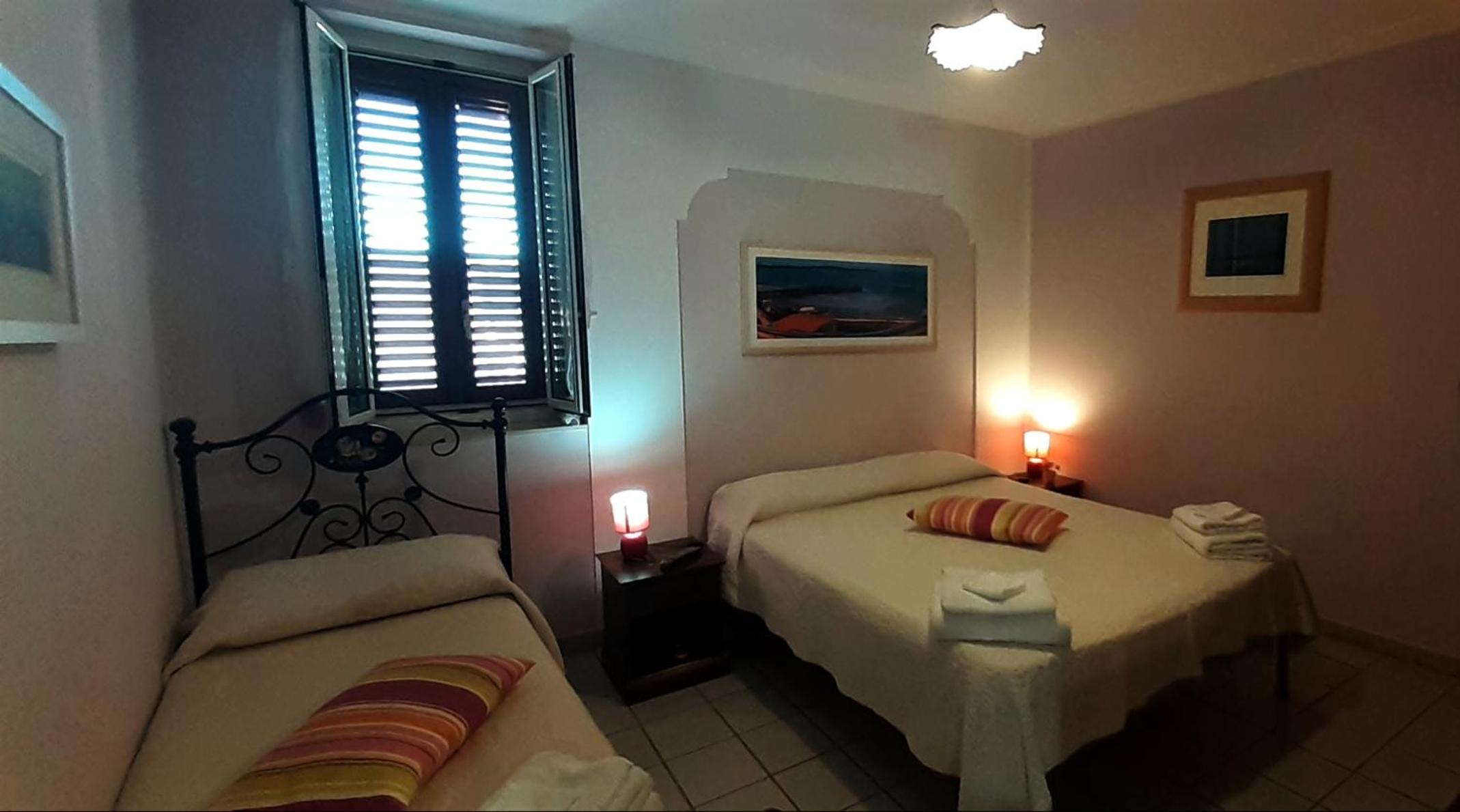 Triple Room