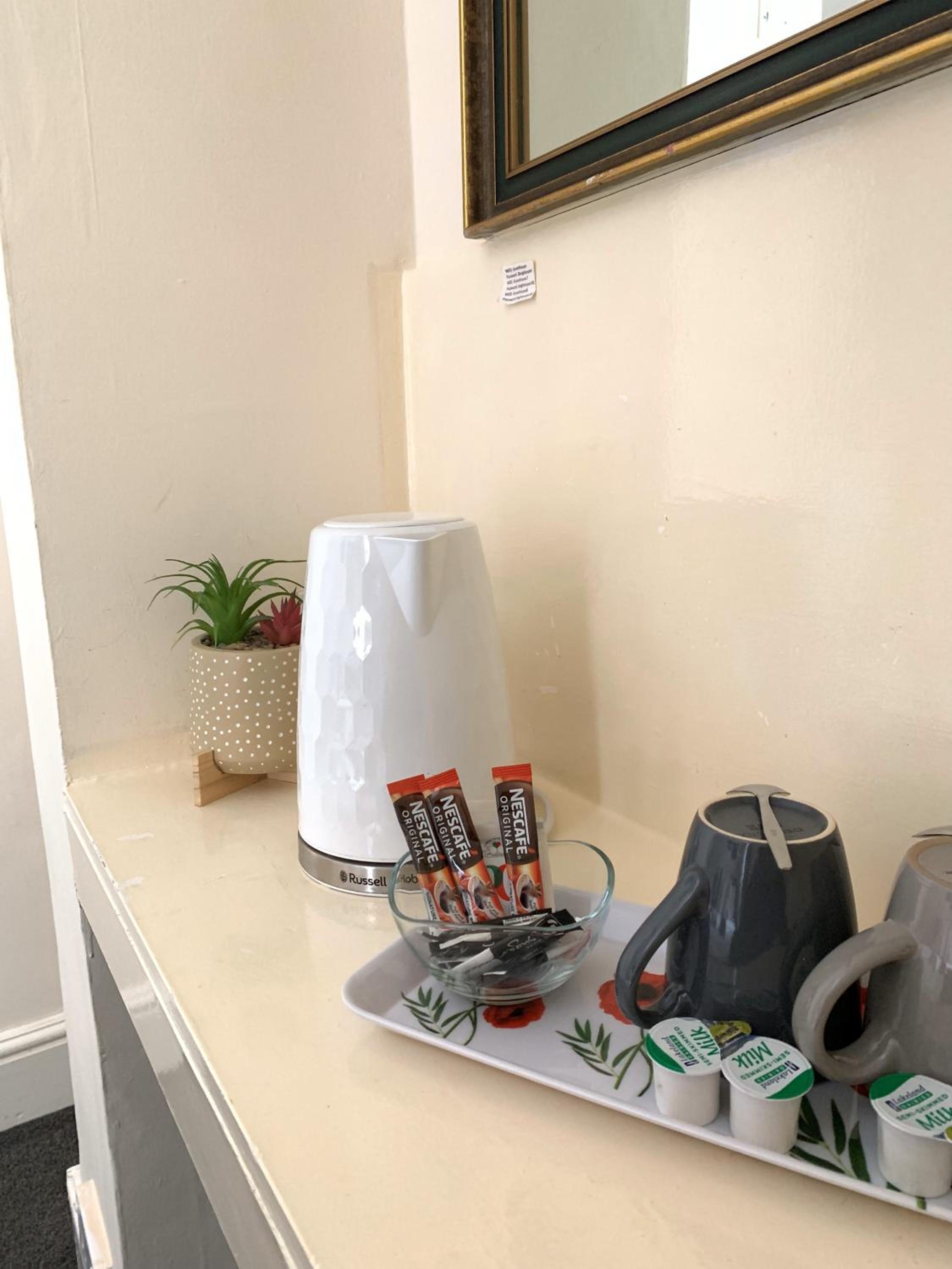 Double Room - Photo 11
