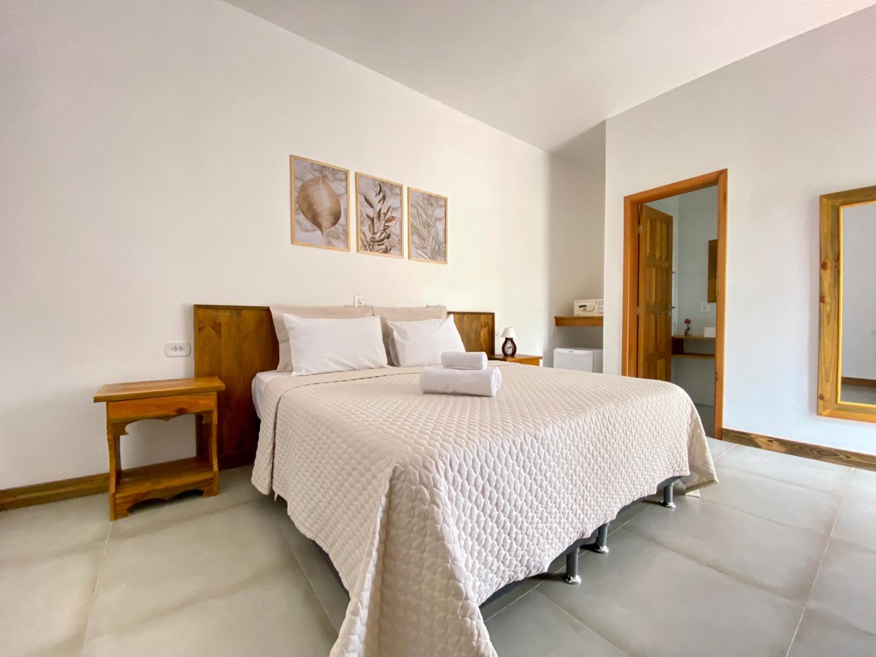 Queen Suite with Sea View