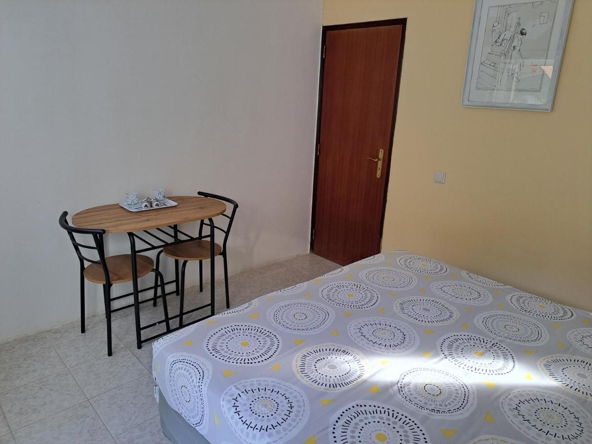 Budget Double Room photo 2