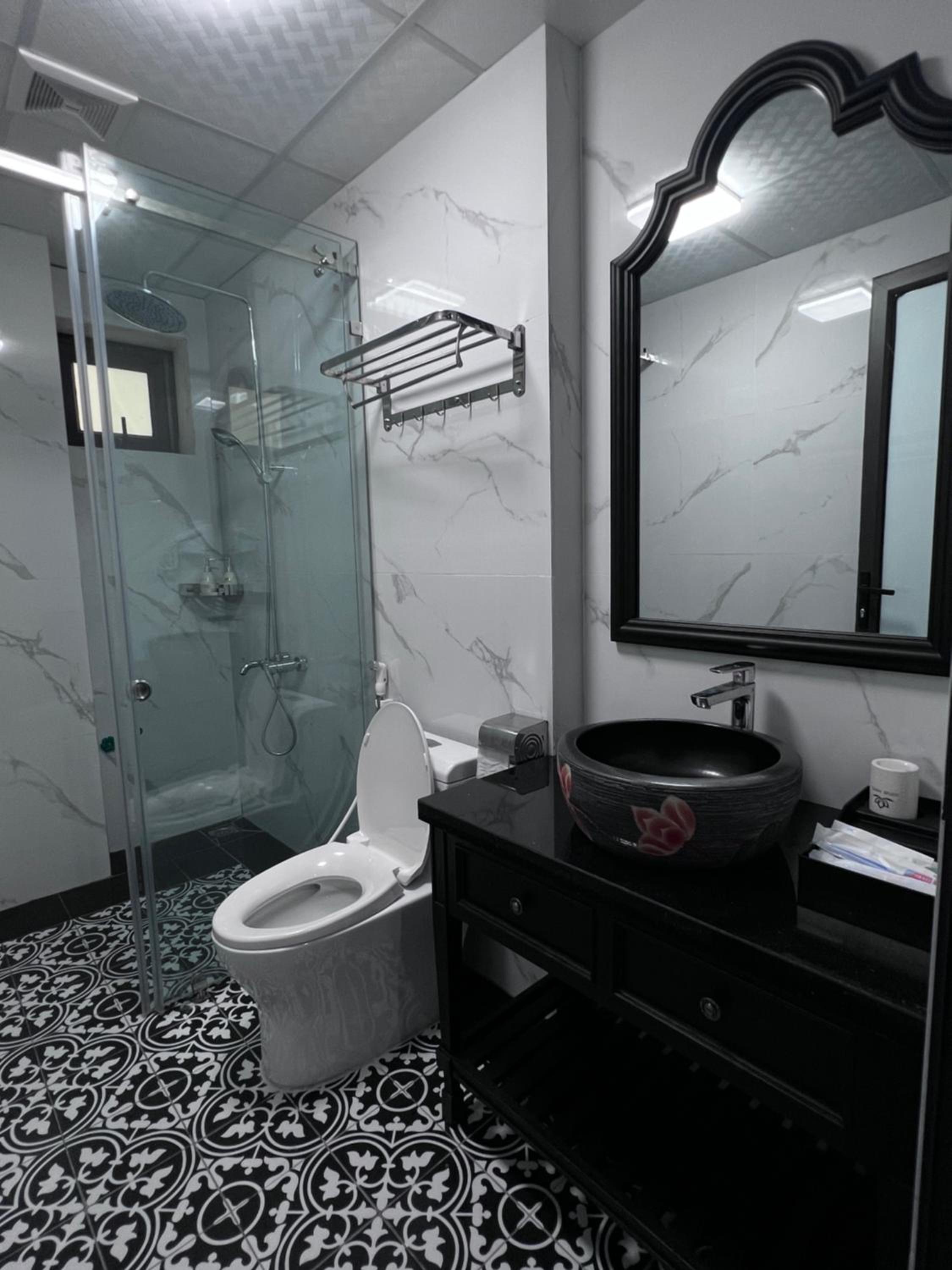 Suite with Lake View - Photo 3