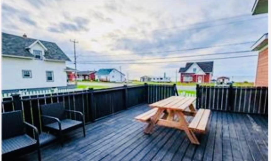 Four-Bedroom House photo 3