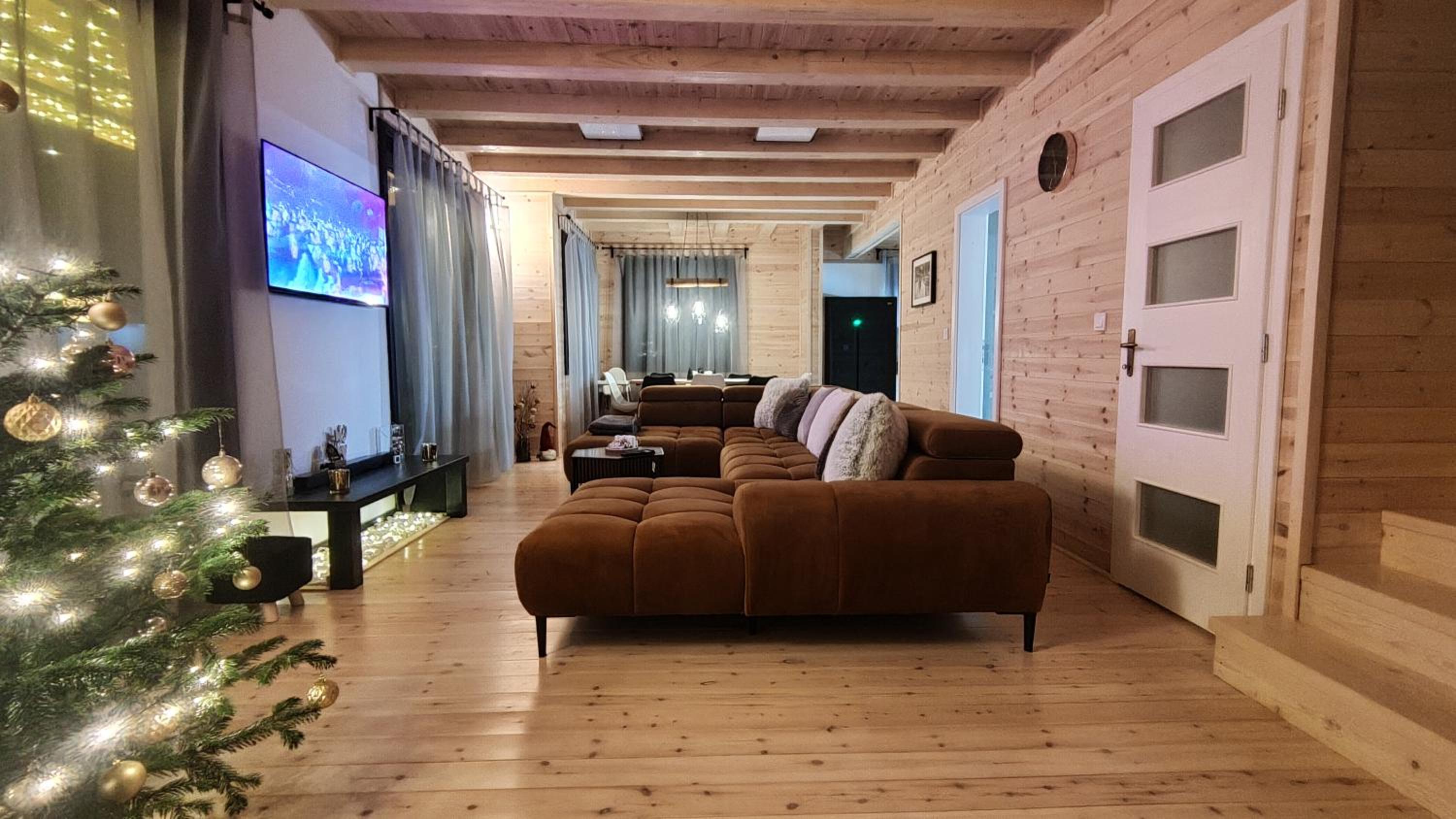 Apartment photo 1