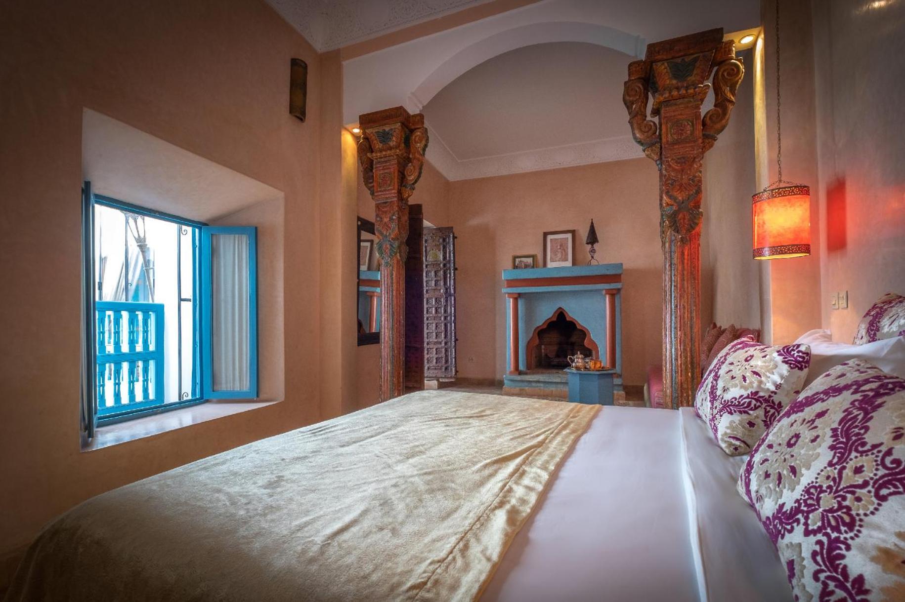 One-Bedroom Suite - Photo 9