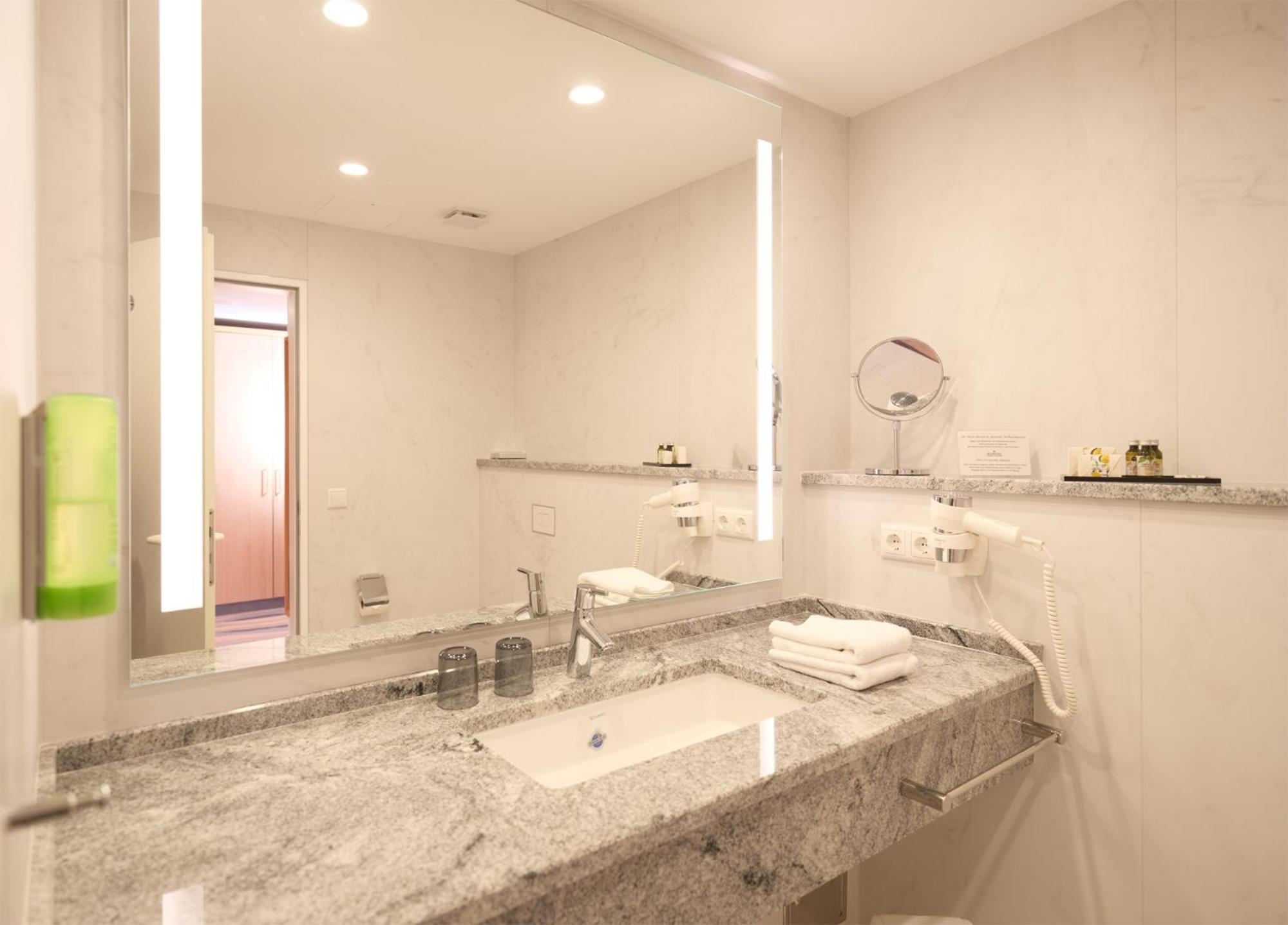 Deluxe Junior Suite