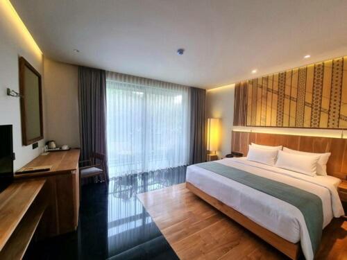 Deluxe Room - Photo 2