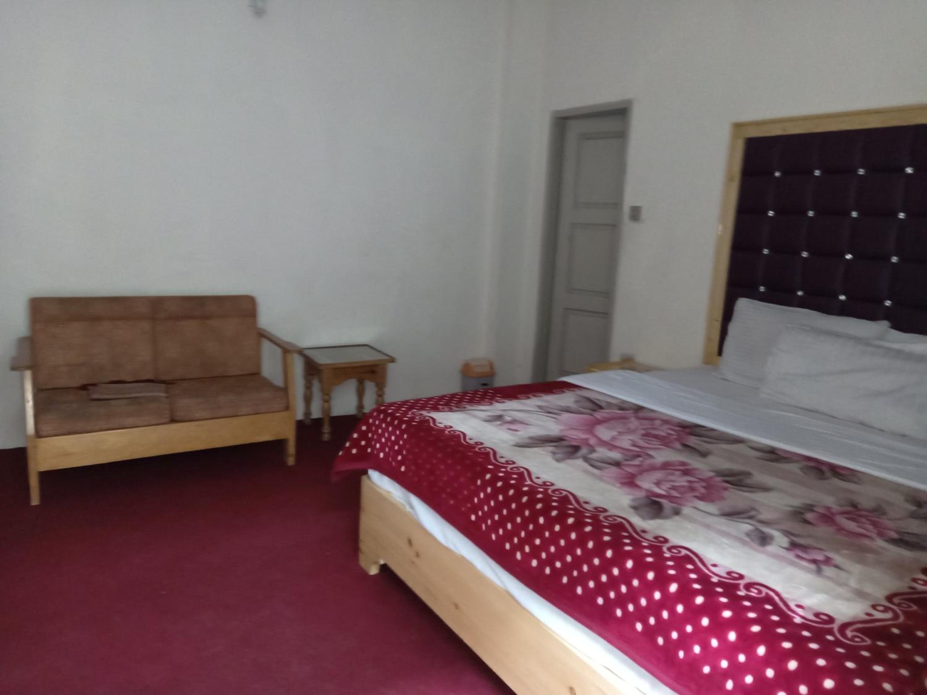 Deluxe Family Room photo 2