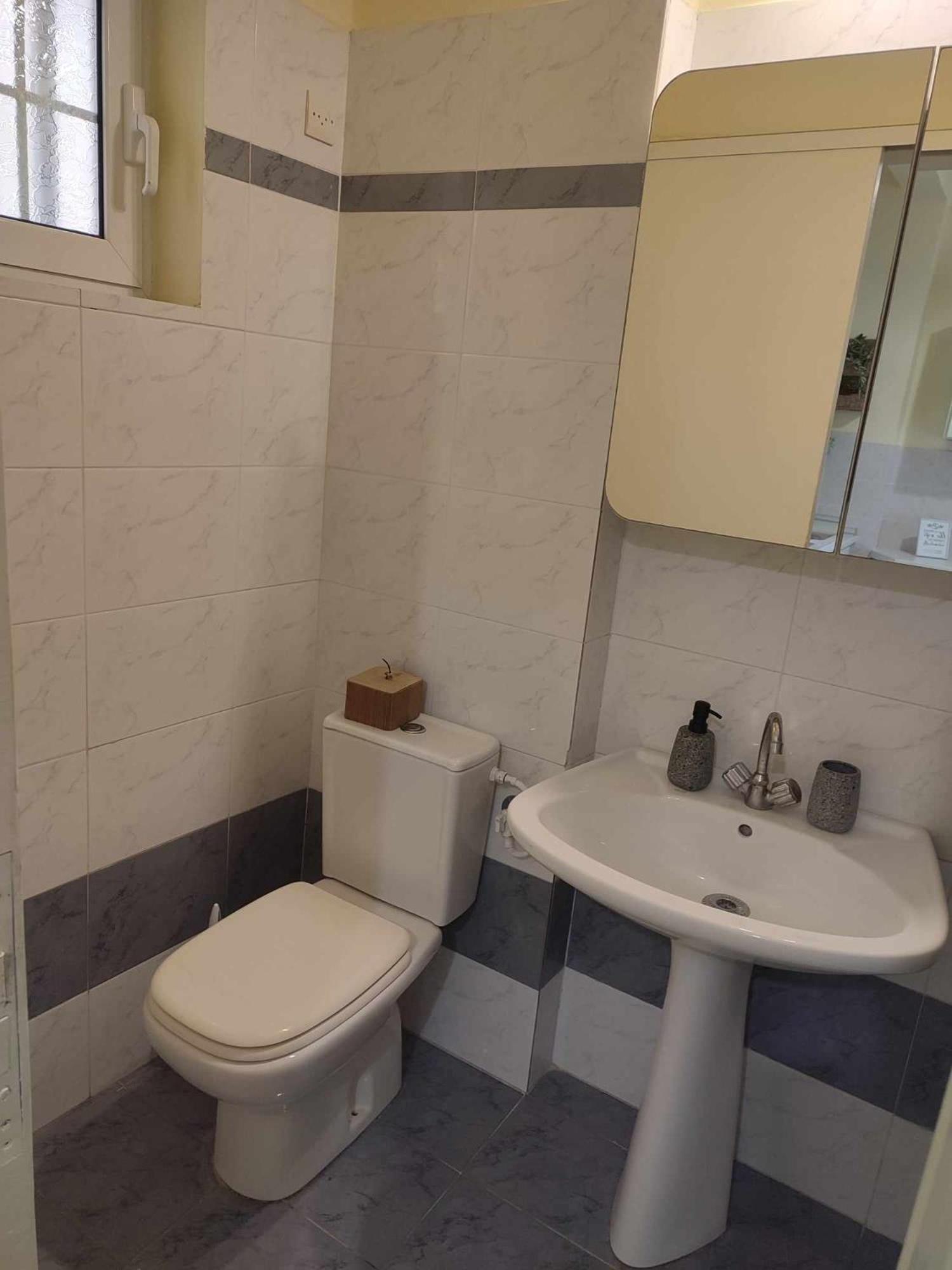 One-Bedroom Apartment - Photo 14