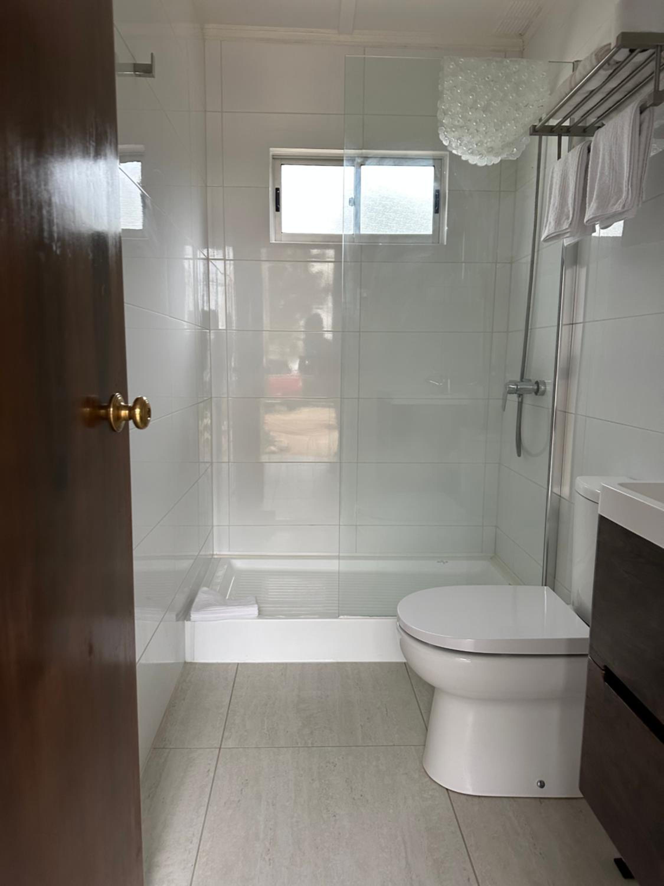 Single Room with Bathroom photo 3