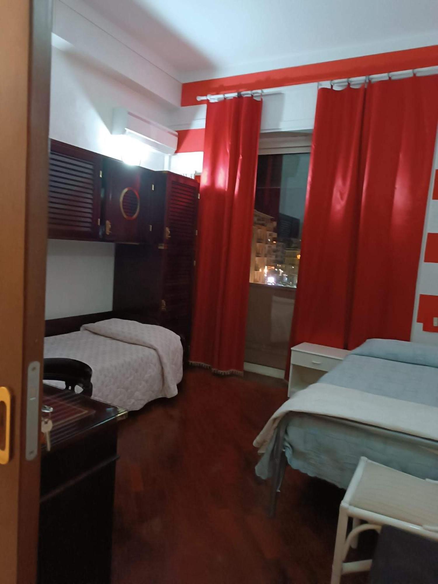 Twin Room with Private External Bathroom