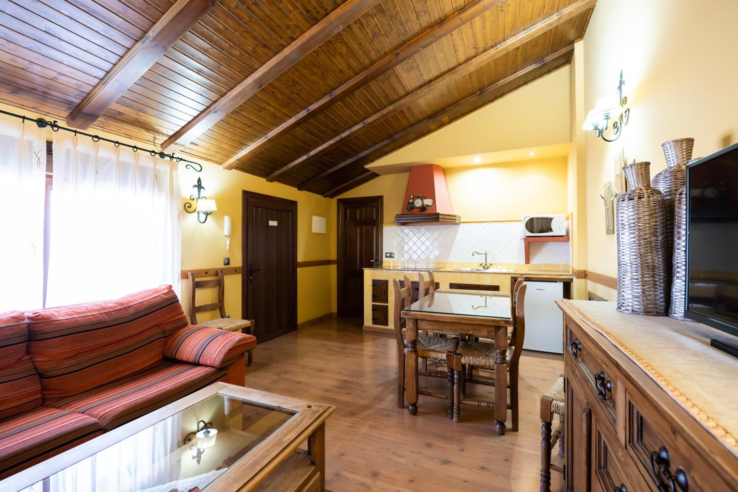 Apartamento de tres habitaciones (Teruel)