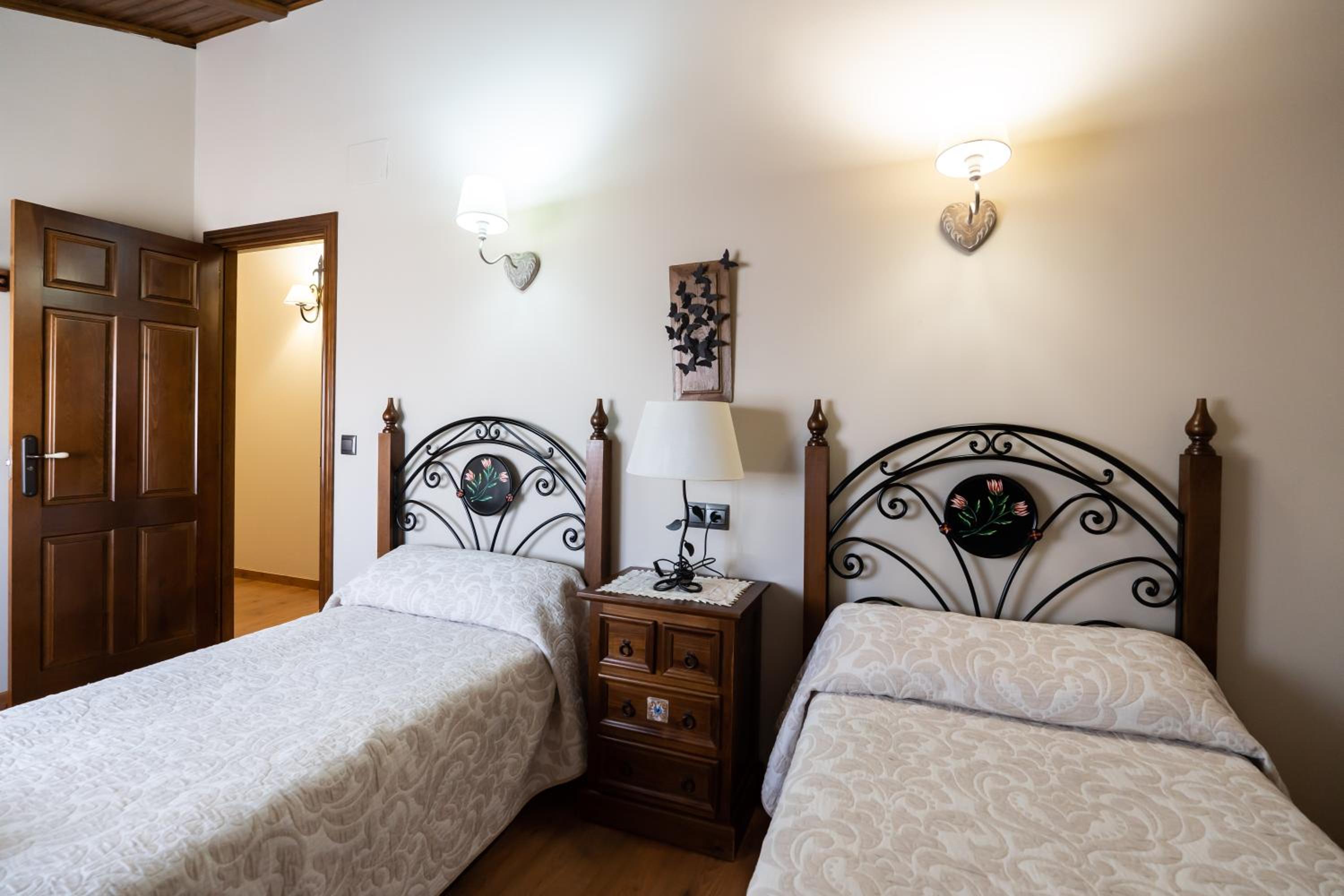 Three-Bedroom Apartment (Teruel) photo 3