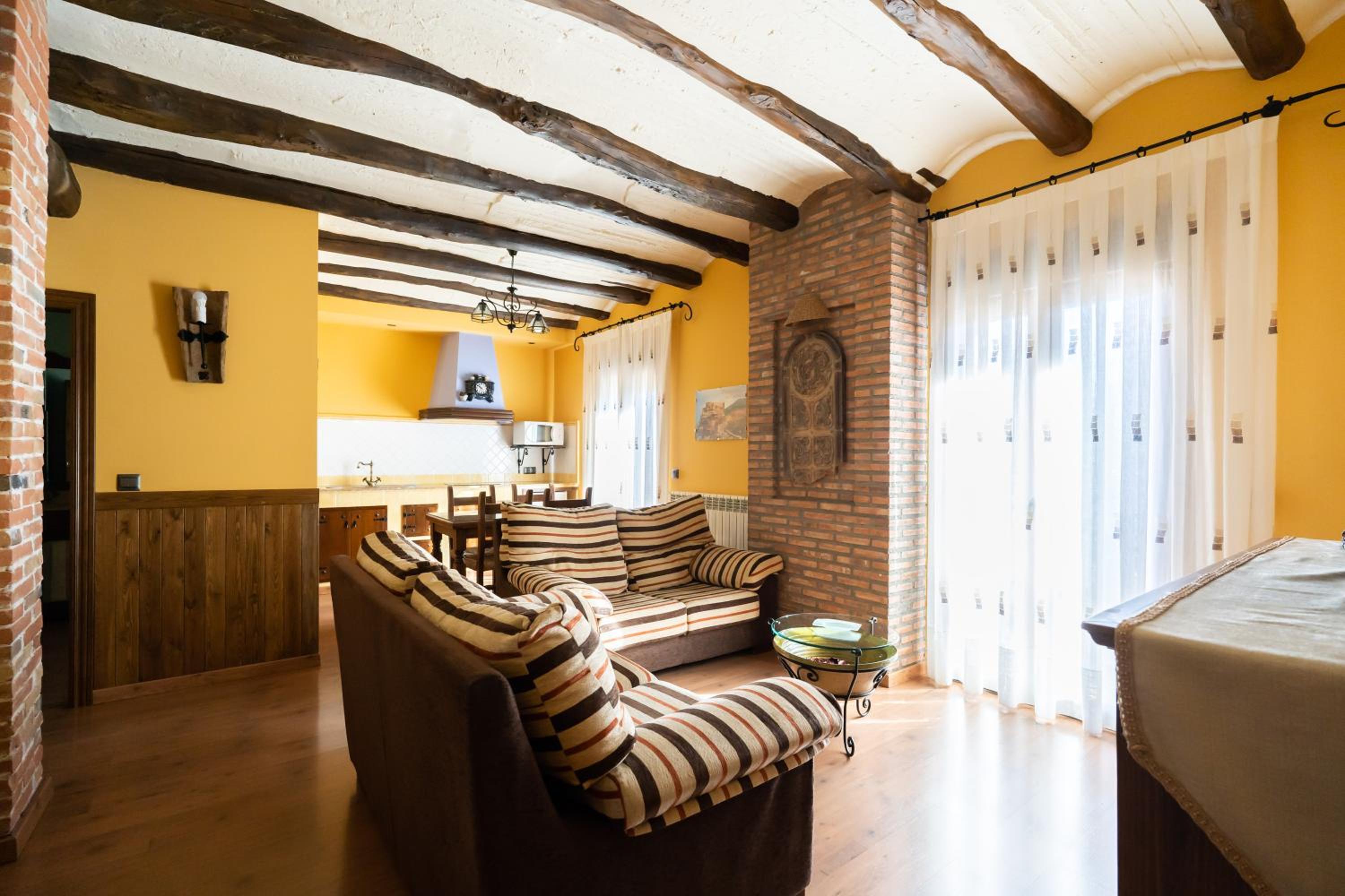Apartamento de dos habitaciones (Peracense)