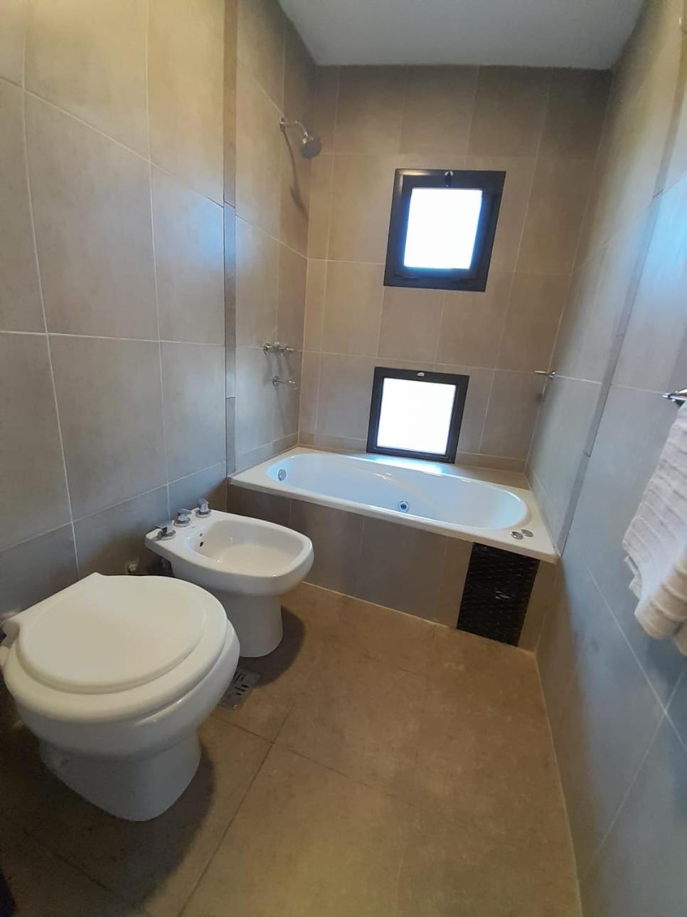 Deluxe Suite with Spa Bath photo 3