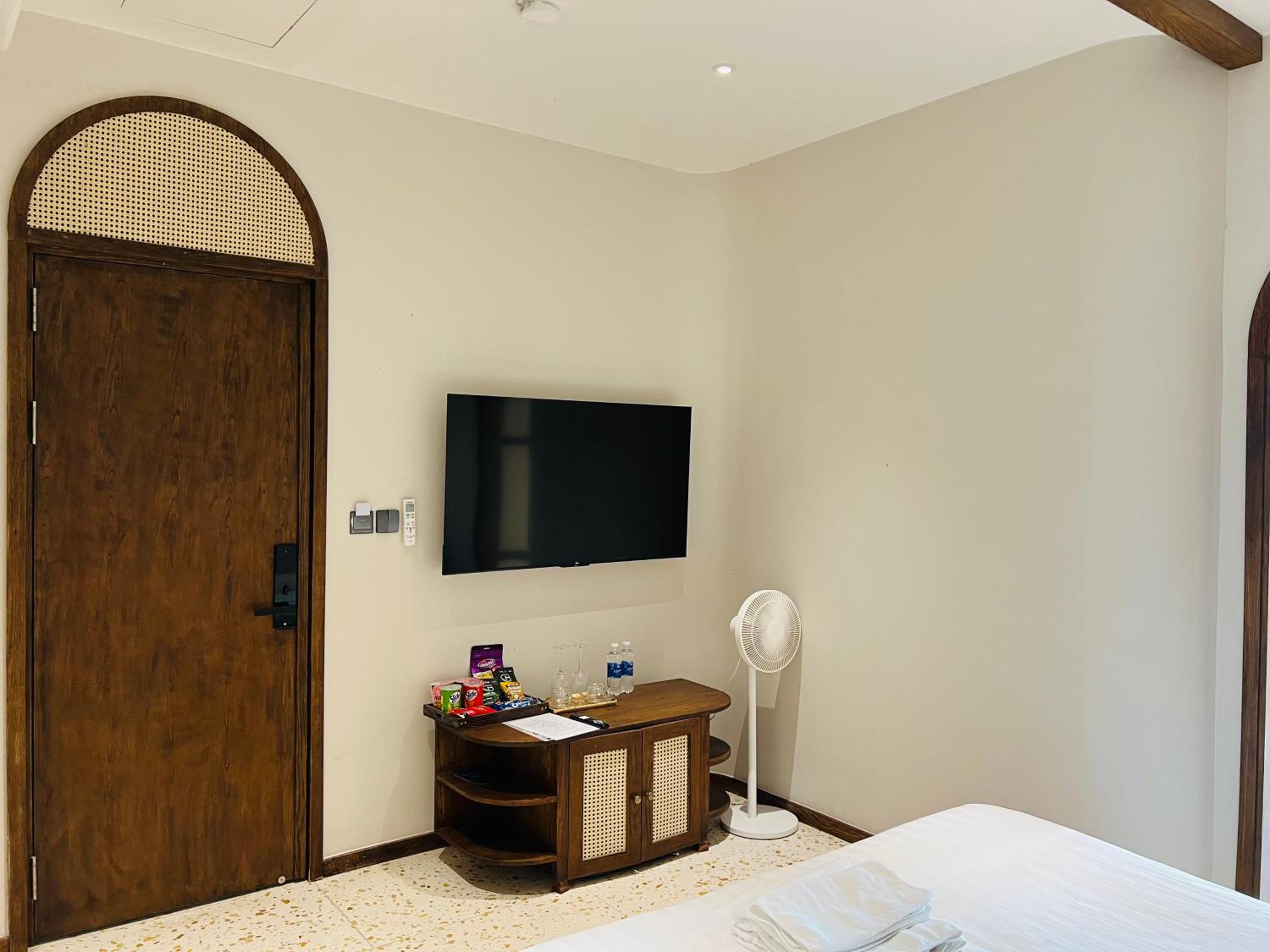 Family Room with Bath - Photo 11
