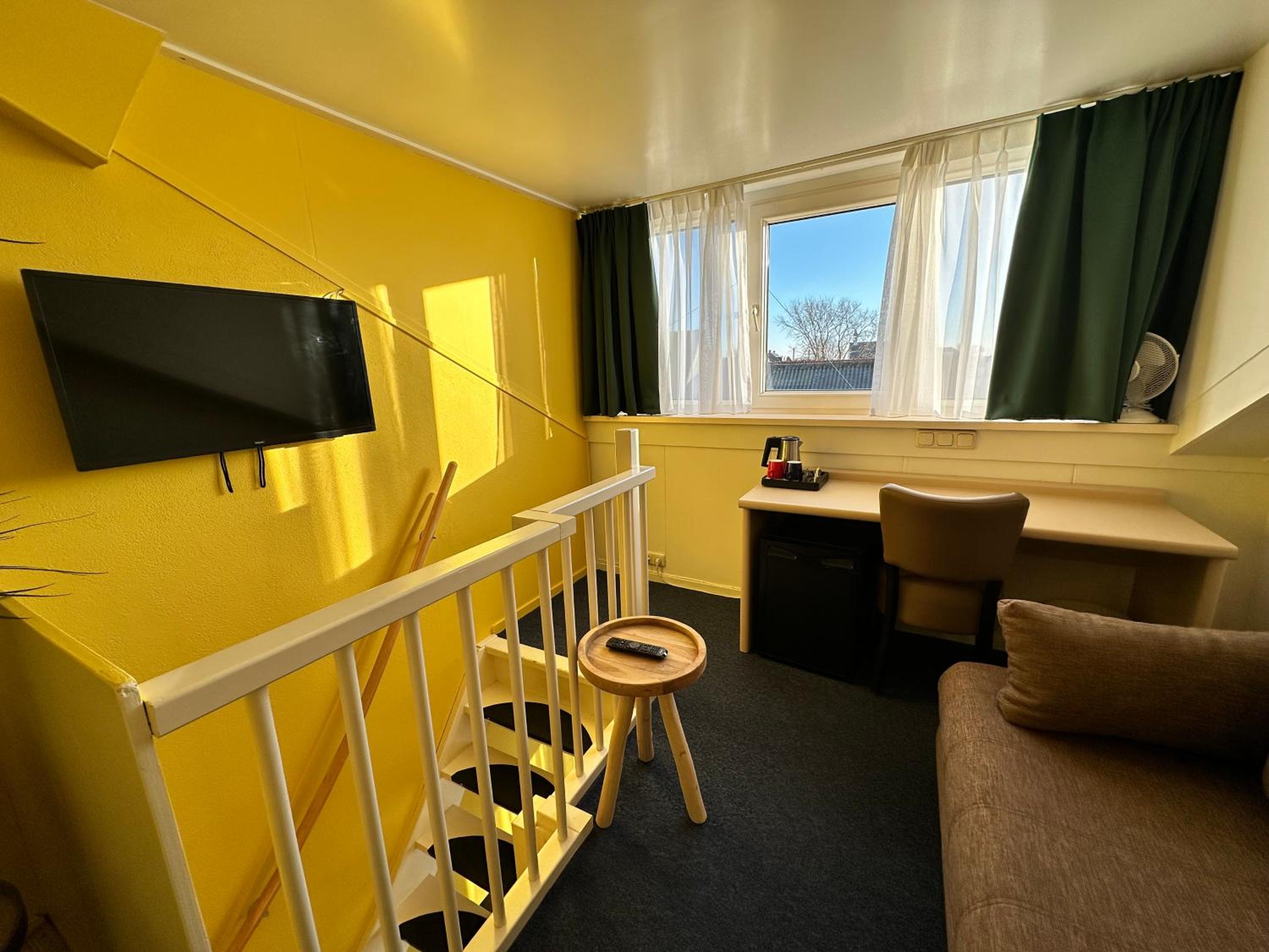 Double or Twin Room with Shower photo 1