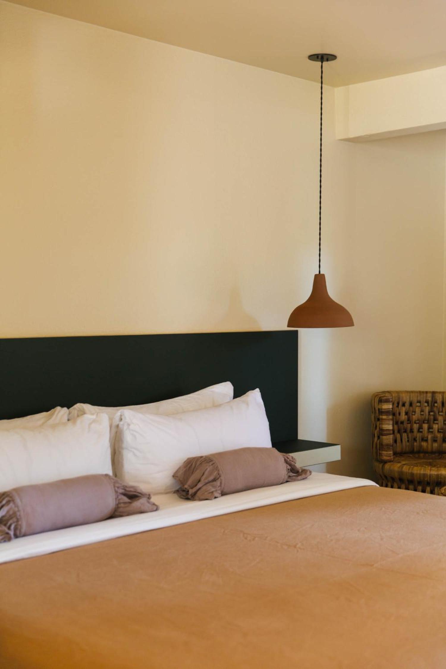 Deluxe Room with Patio - King photo 3